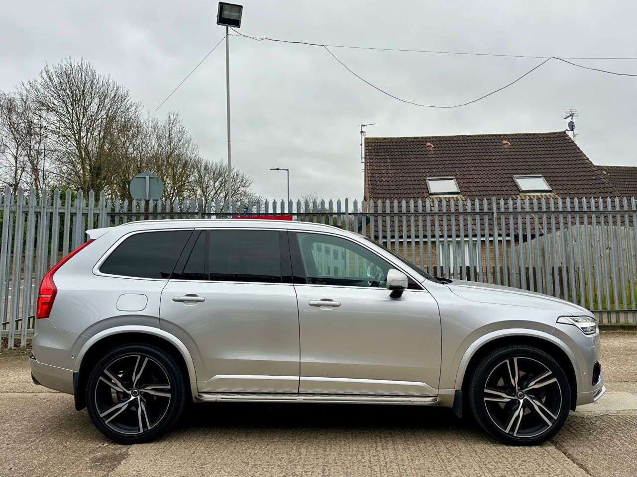 2017 VOLVO XC90 2017 VOLVO XC90