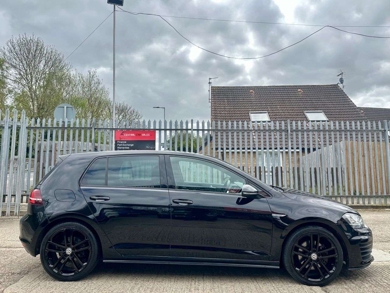 2016 VOLKSWAGEN GOLF 2016 VOLKSWAGEN GOLF