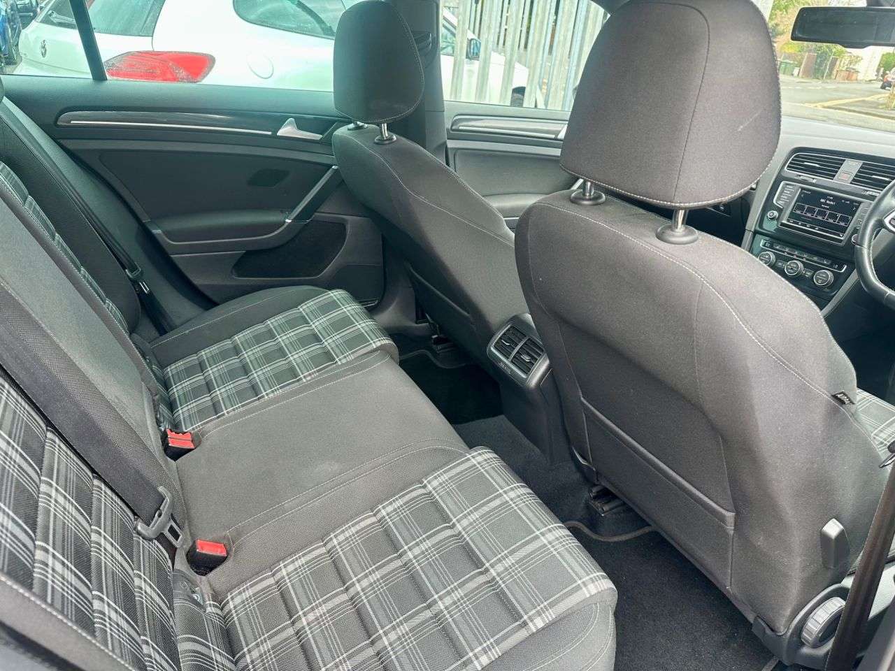 2016 VOLKSWAGEN GOLF 2016 VOLKSWAGEN GOLF