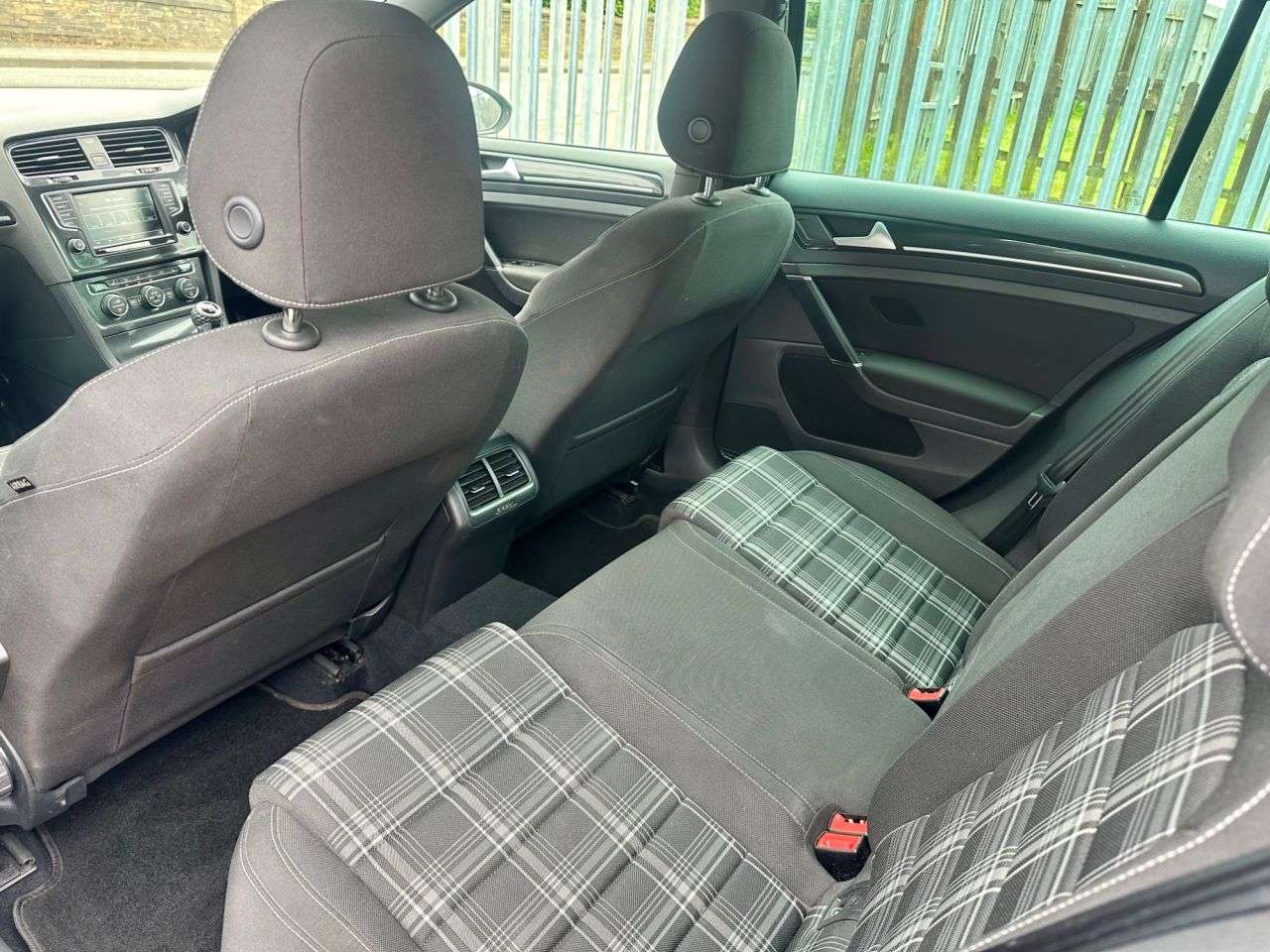 2016 VOLKSWAGEN GOLF 2016 VOLKSWAGEN GOLF