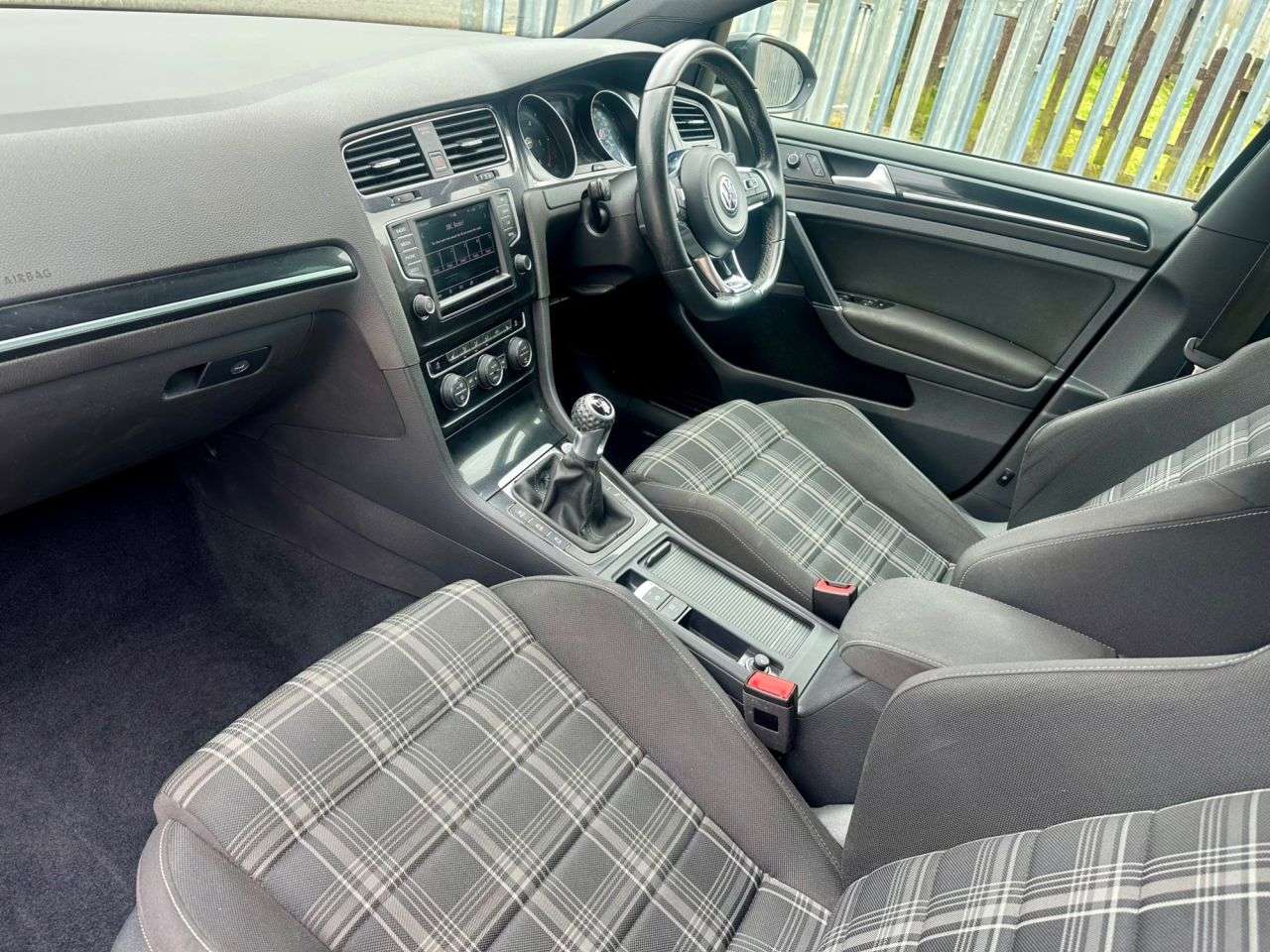 2016 VOLKSWAGEN GOLF 2016 VOLKSWAGEN GOLF