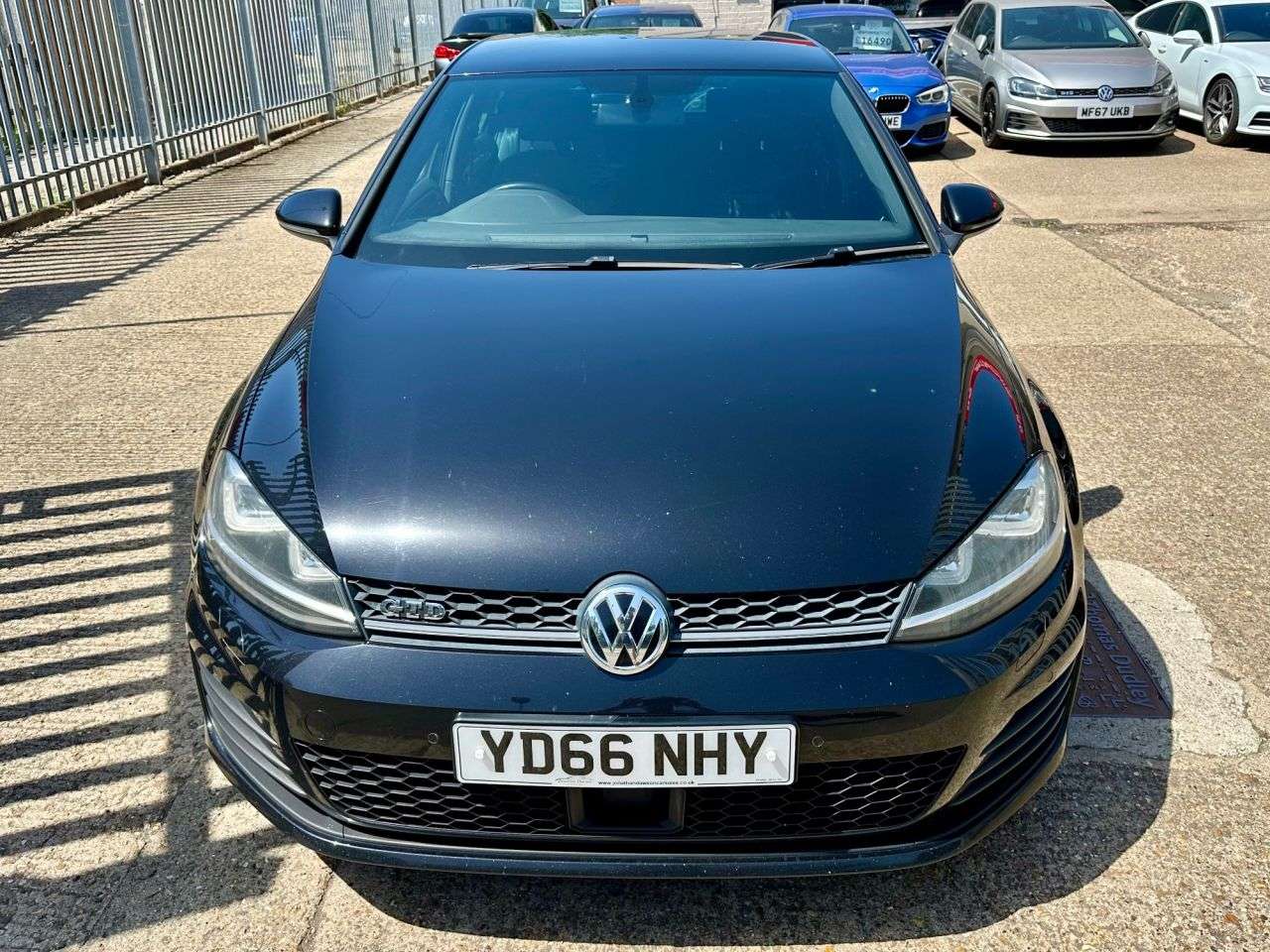 2016 VOLKSWAGEN GOLF 2016 VOLKSWAGEN GOLF