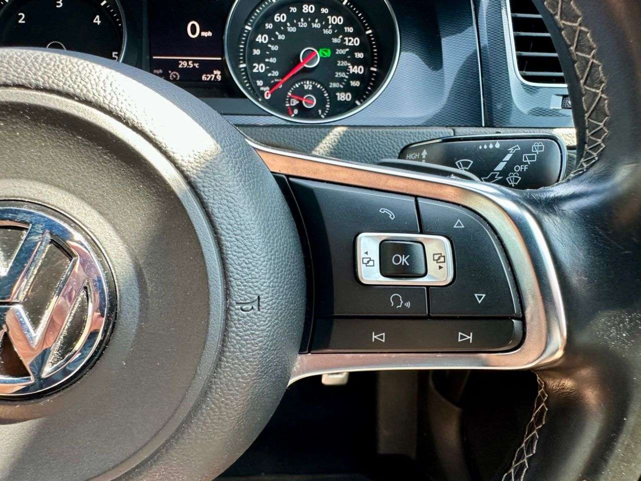 2016 VOLKSWAGEN GOLF 2016 VOLKSWAGEN GOLF