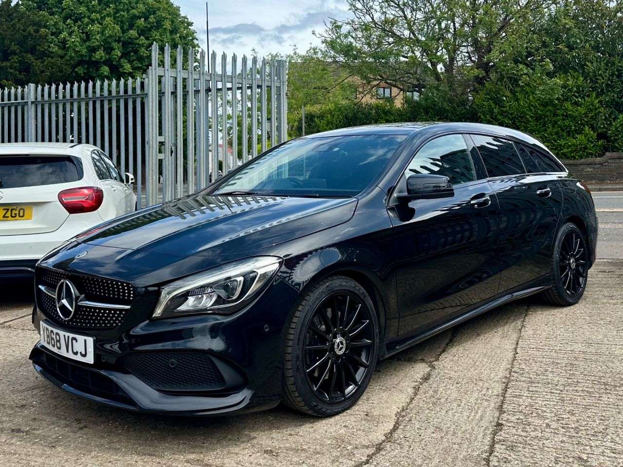 A 2018 MERCEDES-BENZ CLA 2.1 CLA220d AMG Line Night Edition (Plus) Shooting Brake 5dr Diesel 7G-DCT A 2018 MERCEDES-BENZ CLA 2.1 CLA220d AMG Line Night Edition (Plus) Shooting Brake 5dr Diesel 7G-DCT