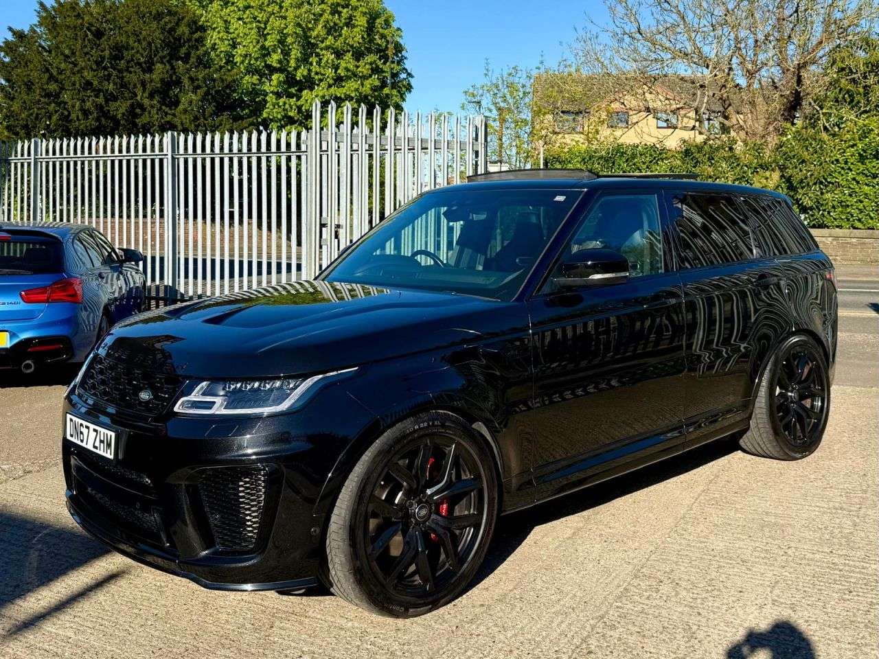 A 2018 LAND ROVER RANGE ROVER SPORT 5.0 P575 V8 SVR SUV 5dr Petrol Auto 4WD Euro 6 (s/s) (575 ps) A 2018 LAND ROVER RANGE ROVER SPORT 5.0 P575 V8 SVR SUV 5dr Petrol Auto 4WD Euro 6 (s/s) (575 ps)