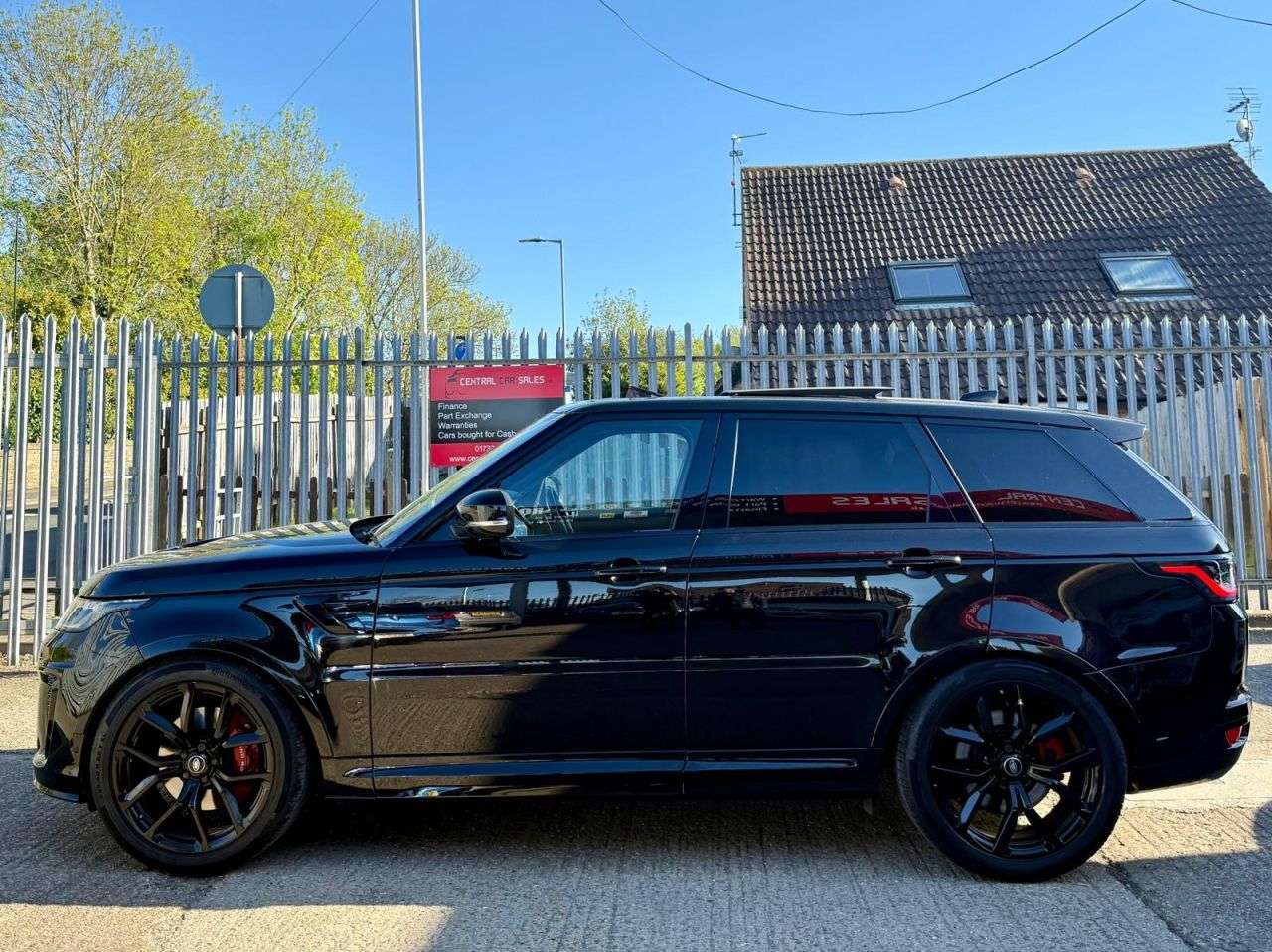 A 2018 LAND ROVER RANGE ROVER SPORT 5.0 P575 V8 SVR SUV 5dr Petrol Auto 4WD Euro 6 (s/s) (575 ps) A 2018 LAND ROVER RANGE ROVER SPORT 5.0 P575 V8 SVR SUV 5dr Petrol Auto 4WD Euro 6 (s/s) (575 ps)