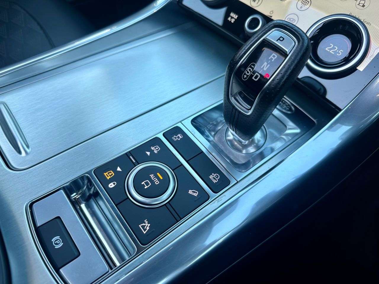2018 LAND ROVER RANGE ROVER SPORT 2018 LAND ROVER RANGE ROVER SPORT
