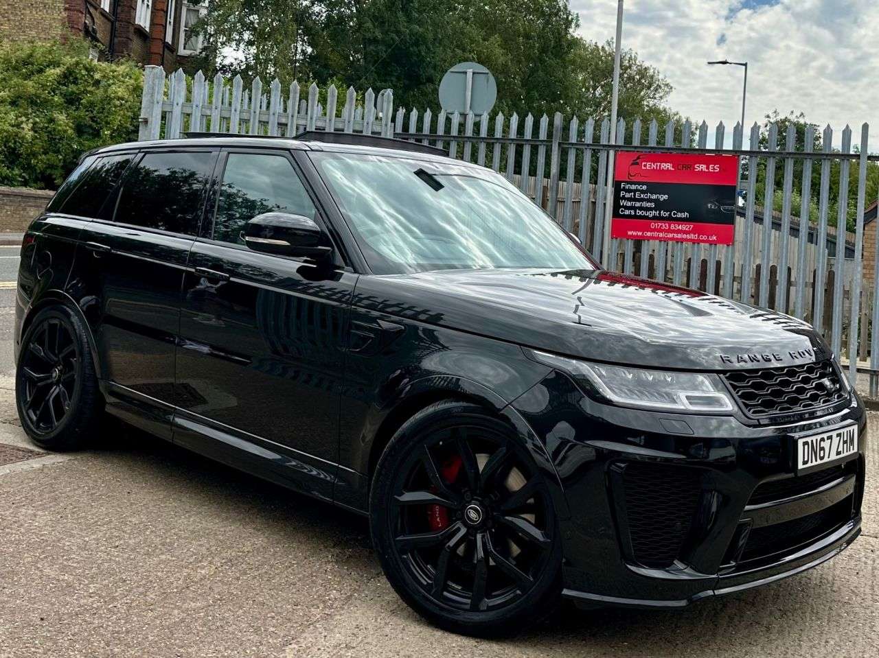 A 2018 LAND ROVER RANGE ROVER SPORT 5.0 P575 V8 SVR SUV 5dr Petrol Auto 4WD Euro 6 (s/s) (575 ps) A 2018 LAND ROVER RANGE ROVER SPORT 5.0 P575 V8 SVR SUV 5dr Petrol Auto 4WD Euro 6 (s/s) (575 ps)