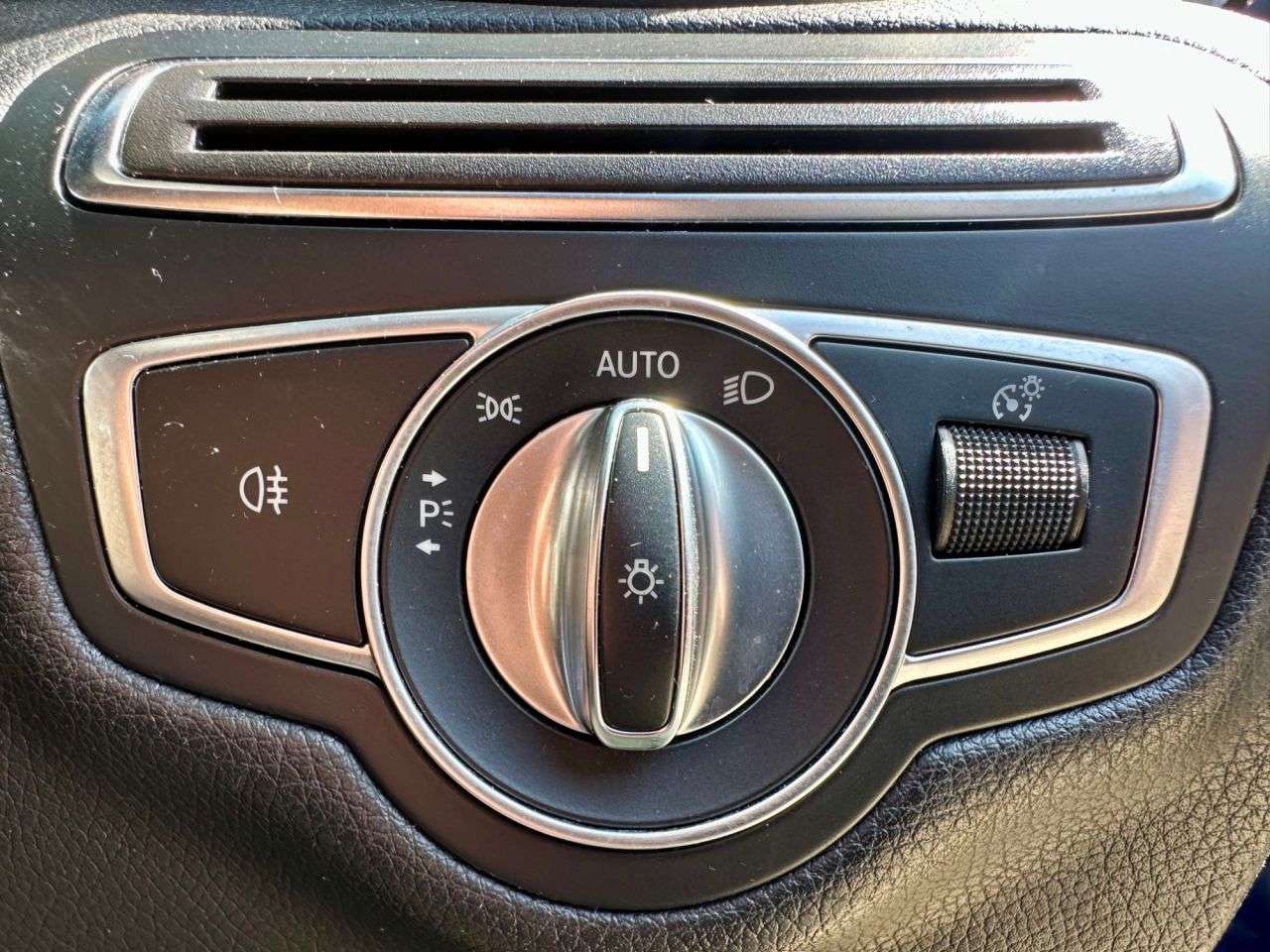 2018 MERCEDES-BENZ C-CLASS 2018 MERCEDES-BENZ C-CLASS