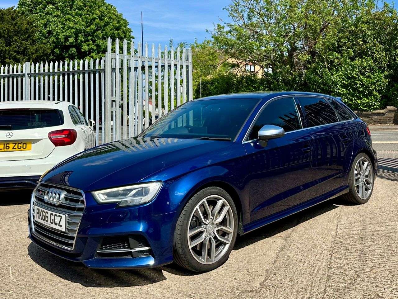 A 2016 AUDI S3 2.0 TFSI Sportback 5dr Petrol S Tronic quattro Euro 6 (s/s) (310 ps) A 2016 AUDI S3 2.0 TFSI Sportback 5dr Petrol S Tronic quattro Euro 6 (s/s) (310 ps)