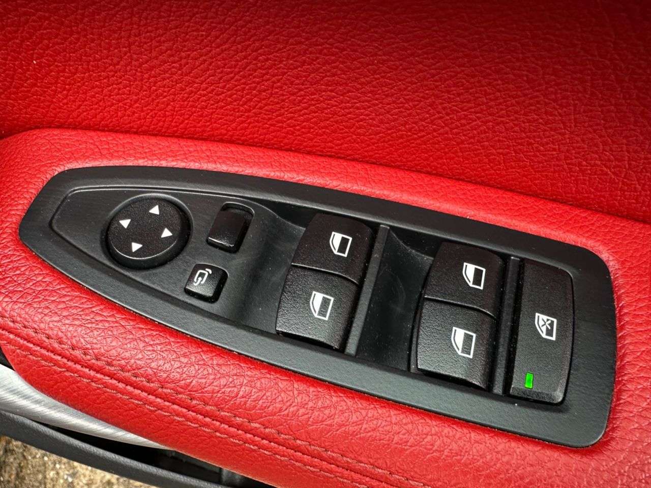 2017 BMW 1 SERIES 2017 BMW 1 SERIES