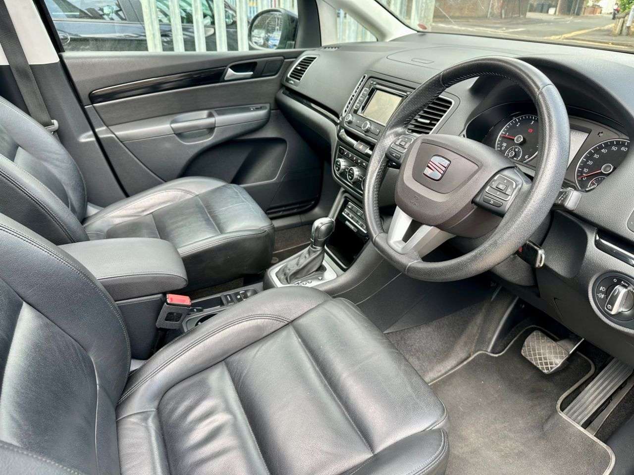 A 2015 SEAT ALHAMBRA 2.0 TDI SE Lux MPV 5dr Diesel DSG Euro 5 (s/s) (177 ps) A 2015 SEAT ALHAMBRA 2.0 TDI SE Lux MPV 5dr Diesel DSG Euro 5 (s/s) (177 ps)