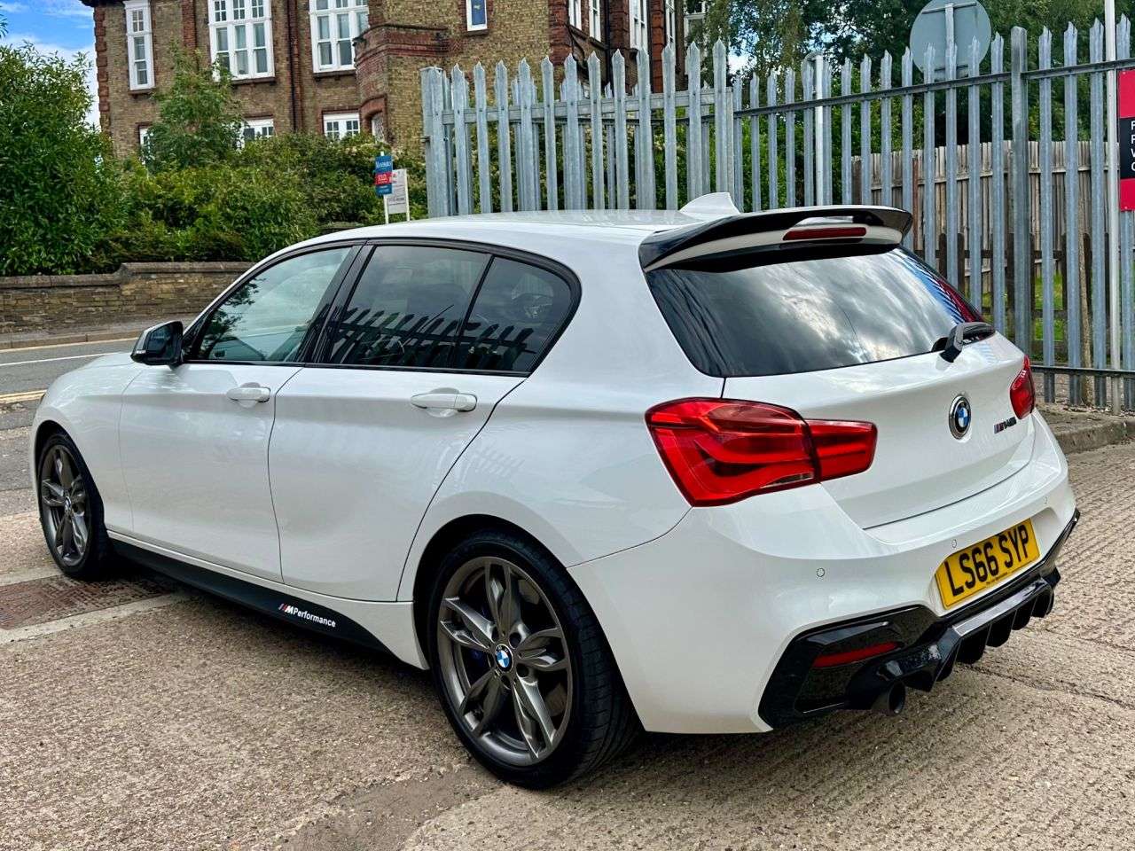 2016 BMW 1 SERIES 2016 BMW 1 SERIES