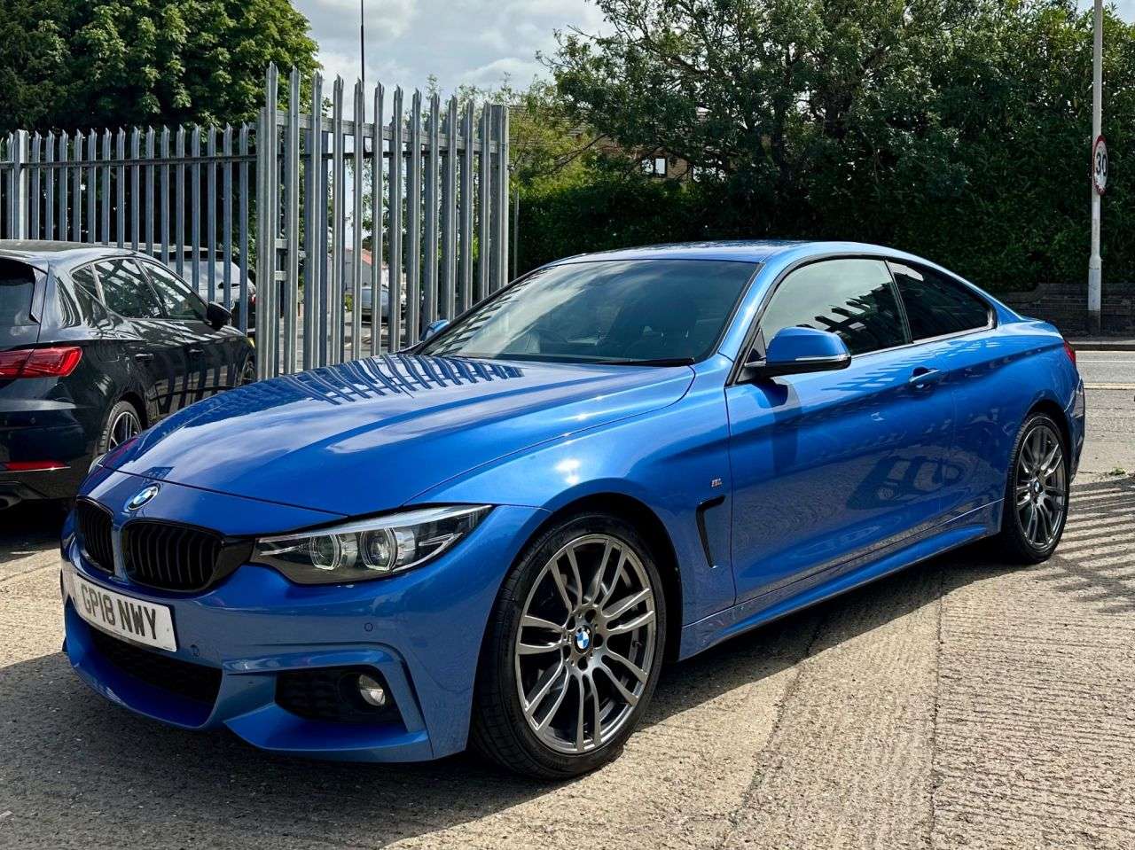 A 2018 BMW 4 SERIES 2.0 420d M Sport Coupe 2dr Diesel Auto Euro 6 (s/s) (190 ps) A 2018 BMW 4 SERIES 2.0 420d M Sport Coupe 2dr Diesel Auto Euro 6 (s/s) (190 ps)