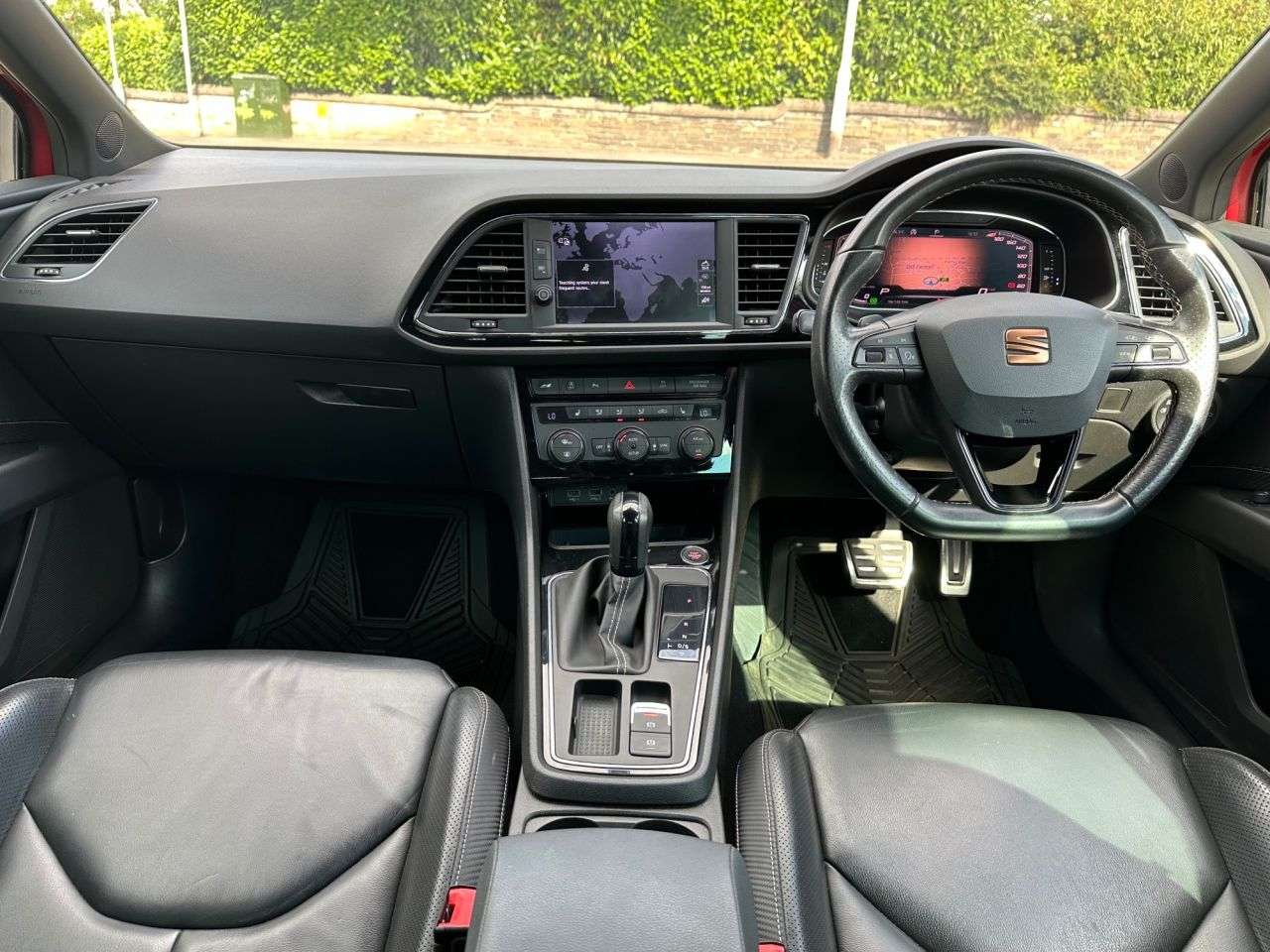 A 2019 SEAT LEON 2.0 TSI Cupra 290 Lux Hatchback 5dr Petrol DSG Euro 6 (s/s) (290 ps) A 2019 SEAT LEON 2.0 TSI Cupra 290 Lux Hatchback 5dr Petrol DSG Euro 6 (s/s) (290 ps)