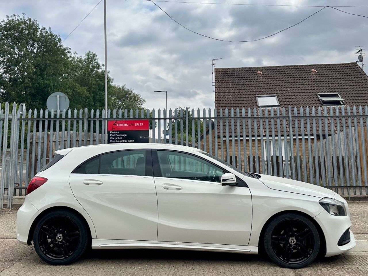 2017 MERCEDES-BENZ A CLASS 2017 MERCEDES-BENZ A CLASS