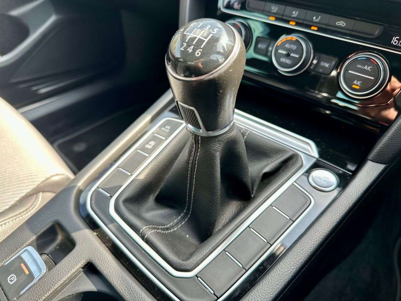 2016 VOLKSWAGEN PASSAT 2016 VOLKSWAGEN PASSAT