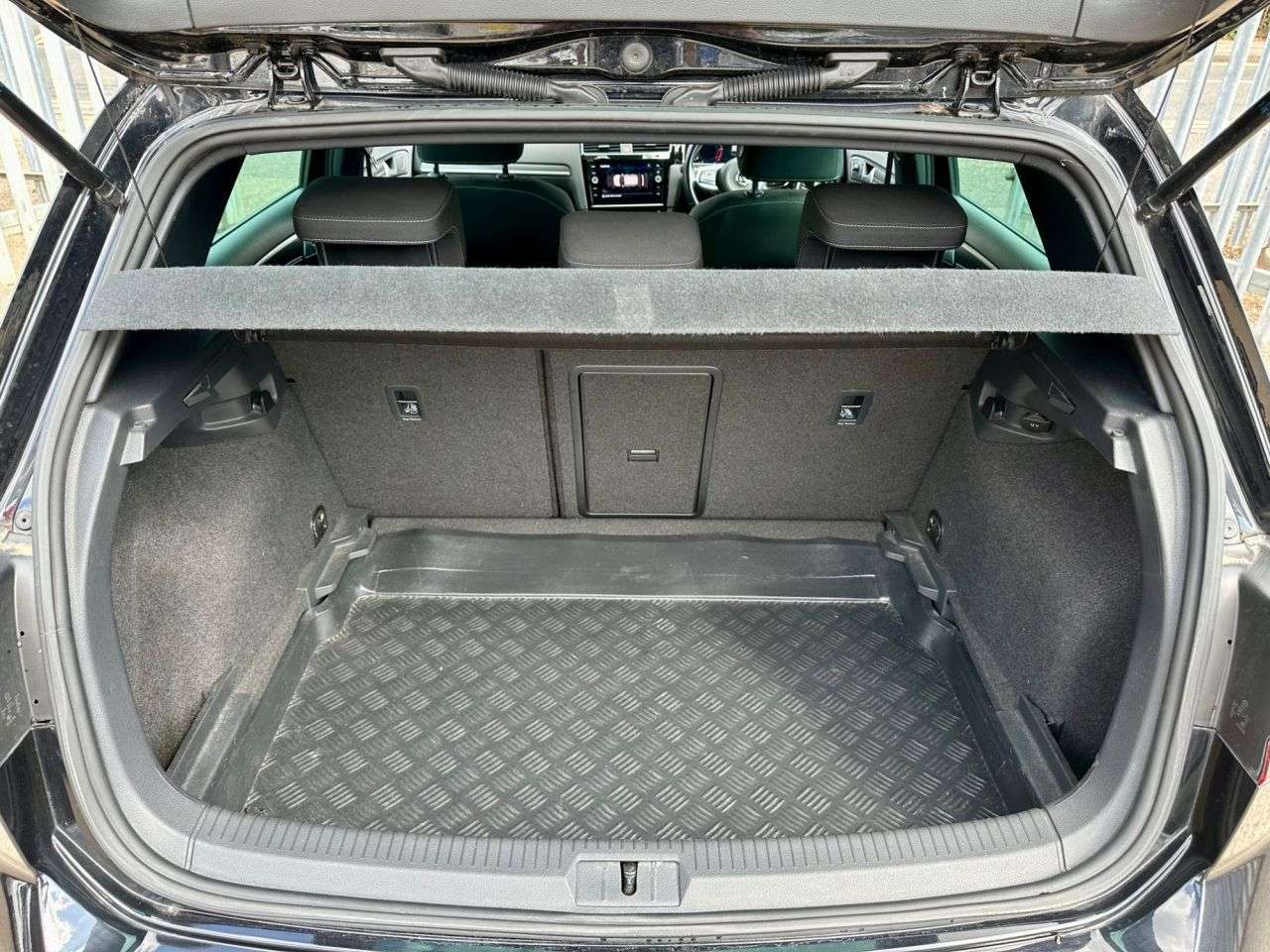 2017 VOLKSWAGEN GOLF 2017 VOLKSWAGEN GOLF