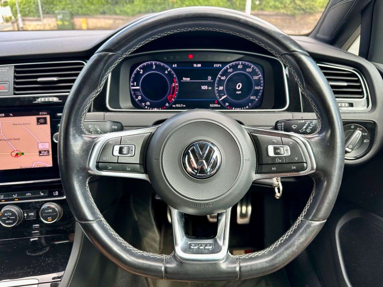 2017 VOLKSWAGEN GOLF 2017 VOLKSWAGEN GOLF