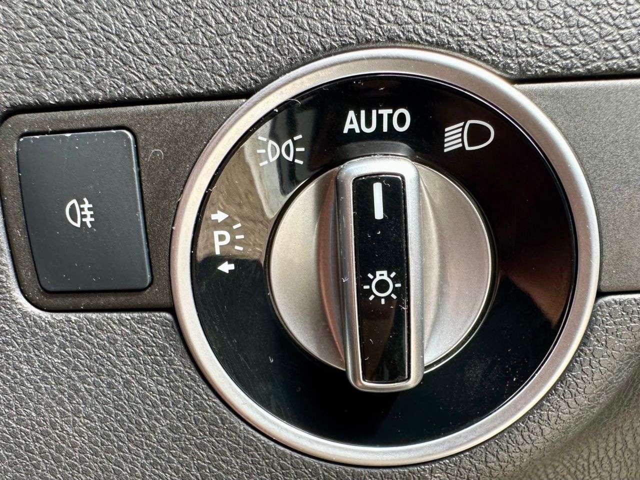 2016 MERCEDES-BENZ A CLASS 2016 MERCEDES-BENZ A CLASS