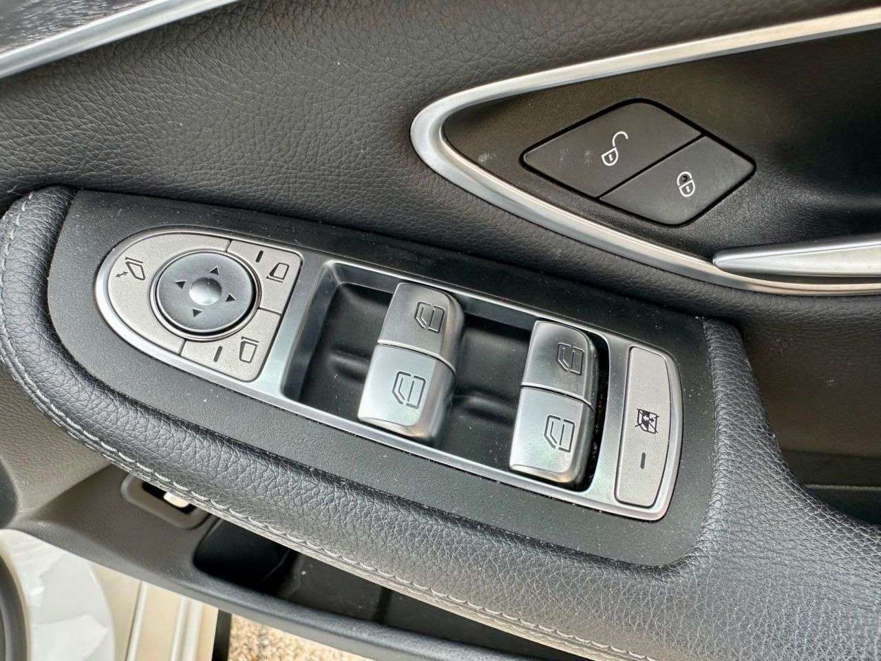 2018 MERCEDES-BENZ C CLASS 2018 MERCEDES-BENZ C CLASS