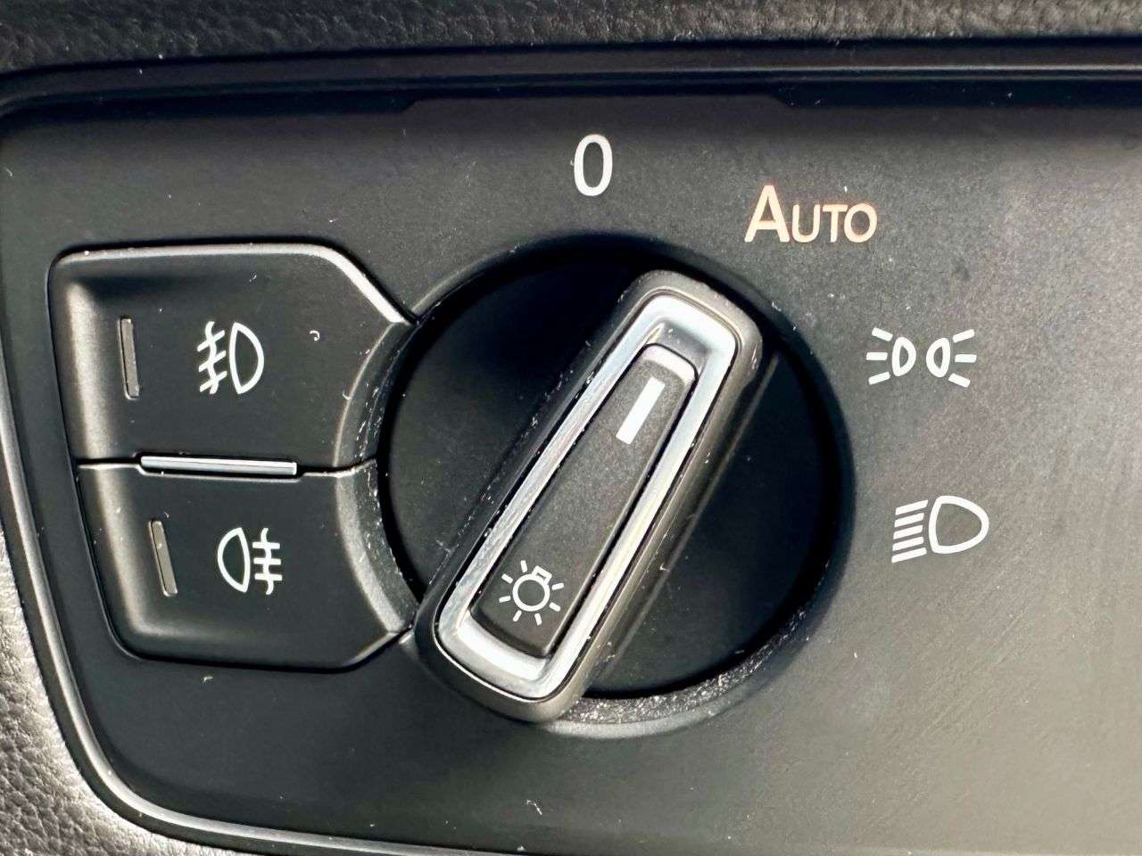 2019 VOLKSWAGEN PASSAT 2019 VOLKSWAGEN PASSAT