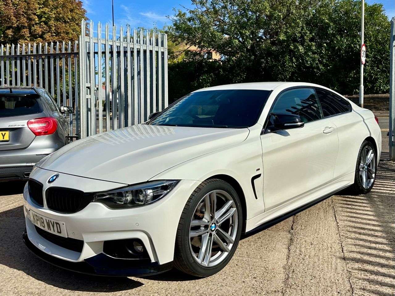 A 2018 BMW 4 SERIES 2.0 420d M Sport Coupe 2dr Diesel Auto Euro 6 (s/s) (190 ps) A 2018 BMW 4 SERIES 2.0 420d M Sport Coupe 2dr Diesel Auto Euro 6 (s/s) (190 ps)