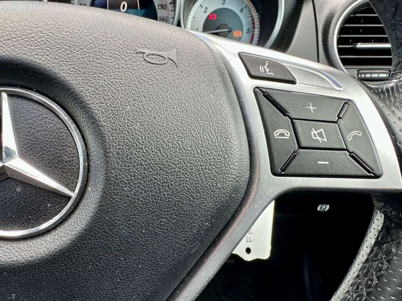 2015 MERCEDES-BENZ C CLASS 2015 MERCEDES-BENZ C CLASS