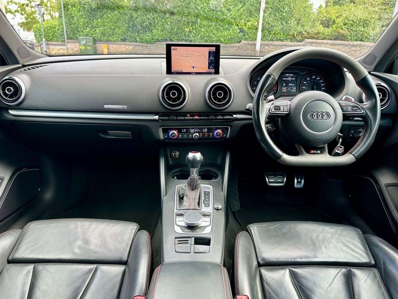 A 2015 AUDI RS3 2.5 TFSI Sportback 5dr Petrol S Tronic quattro Euro 6 (s/s) (367 ps) A 2015 AUDI RS3 2.5 TFSI Sportback 5dr Petrol S Tronic quattro Euro 6 (s/s) (367 ps)