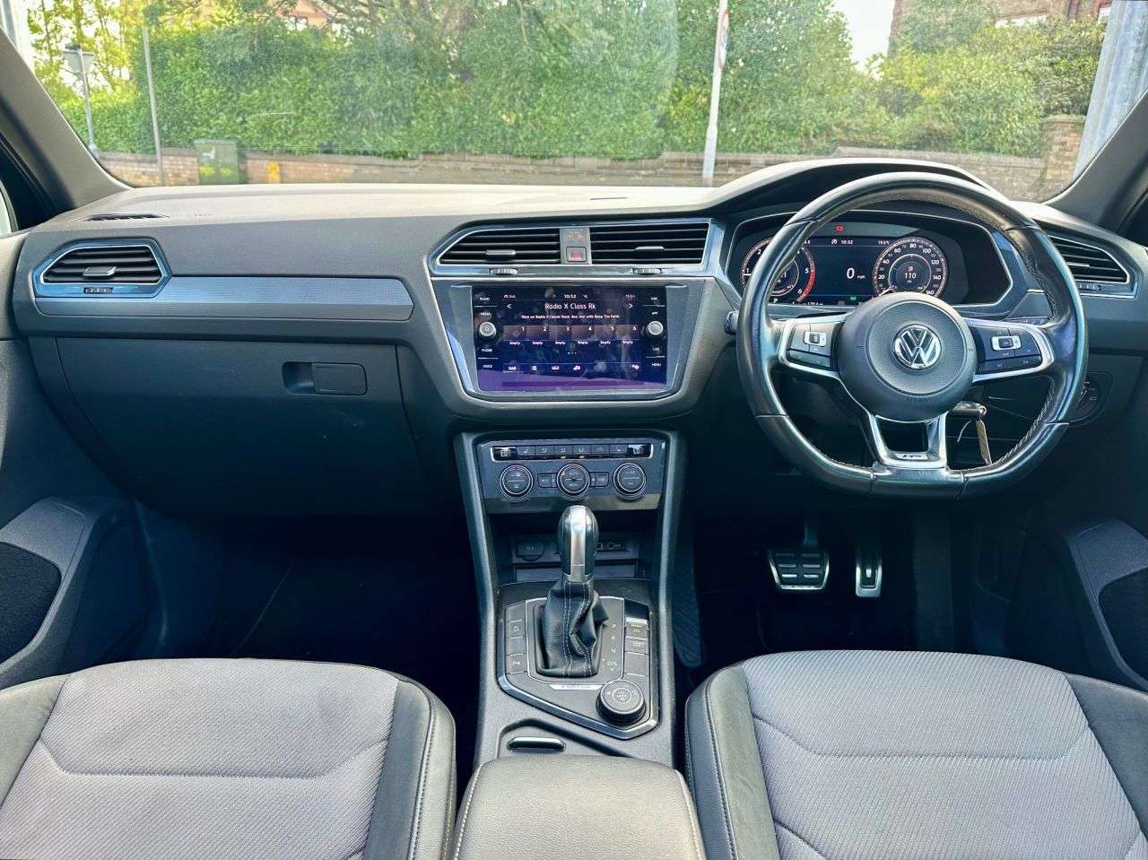A 2019 VOLKSWAGEN TIGUAN 2.0 TDI R-Line SUV 5dr Diesel DSG 4Motion Euro 6 (s/s) (150 ps) A 2019 VOLKSWAGEN TIGUAN 2.0 TDI R-Line SUV 5dr Diesel DSG 4Motion Euro 6 (s/s) (150 ps)