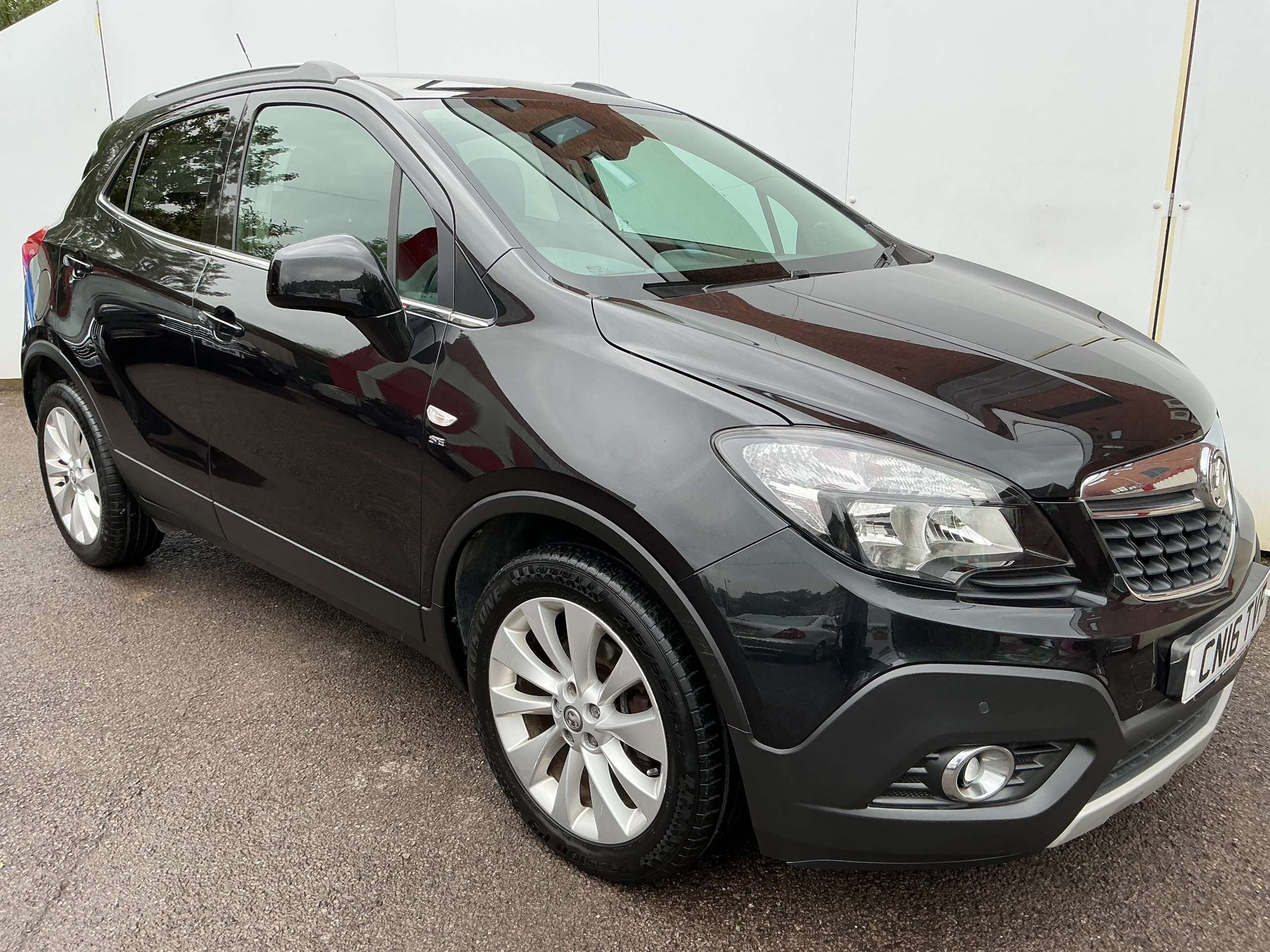 A 2016 VAUXHALL MOKKA 1.4i Turbo SE SUV 5dr Petrol Manual 4WD Euro 6 (s/s) (140 ps) A 2016 VAUXHALL MOKKA 1.4i Turbo SE SUV 5dr Petrol Manual 4WD Euro 6 (s/s) (140 ps)
