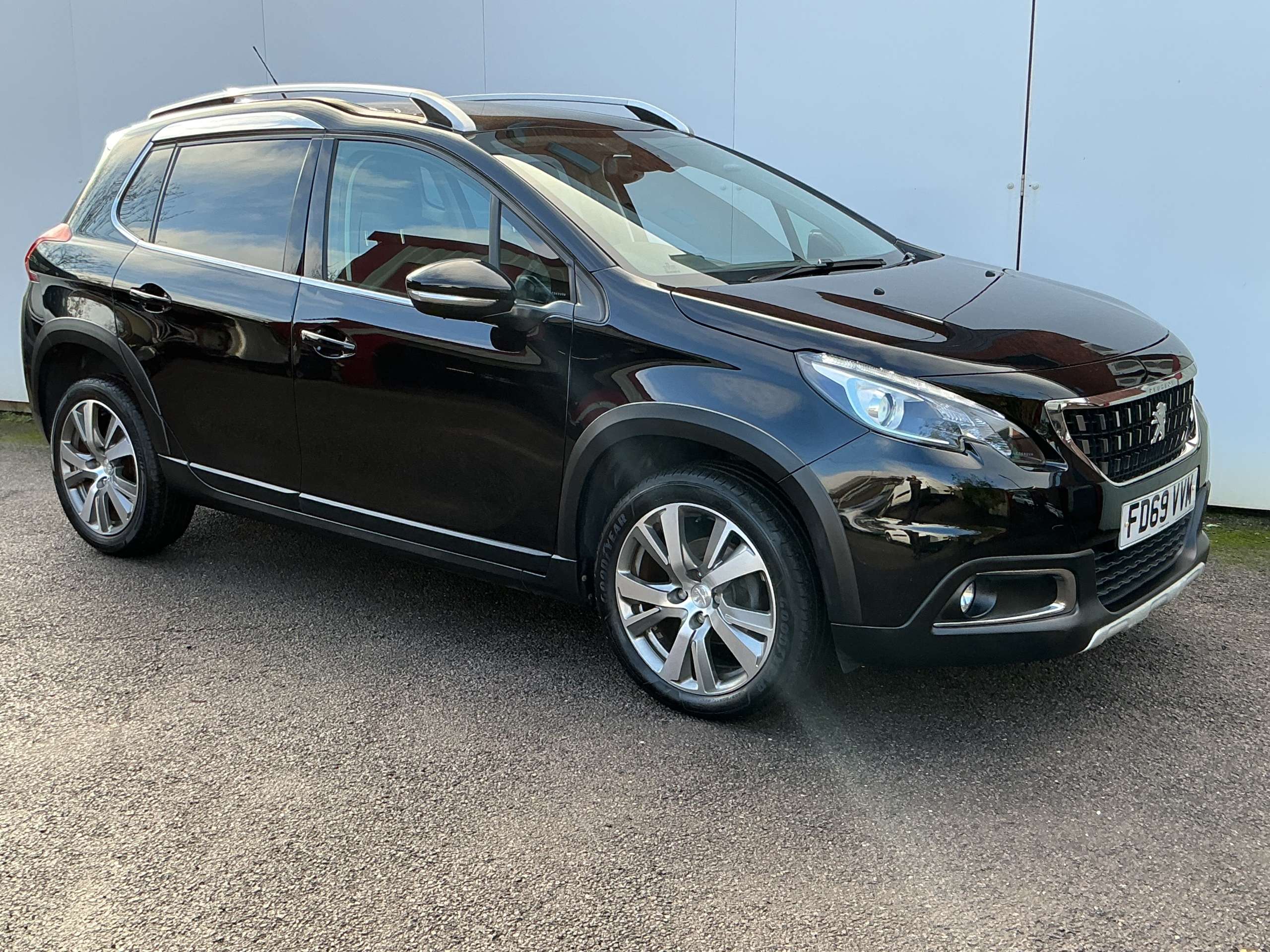 A 2019 PEUGEOT 2008 BLUEHDI ALLURE PREMIUM A 2019 PEUGEOT 2008 BLUEHDI ALLURE PREMIUM