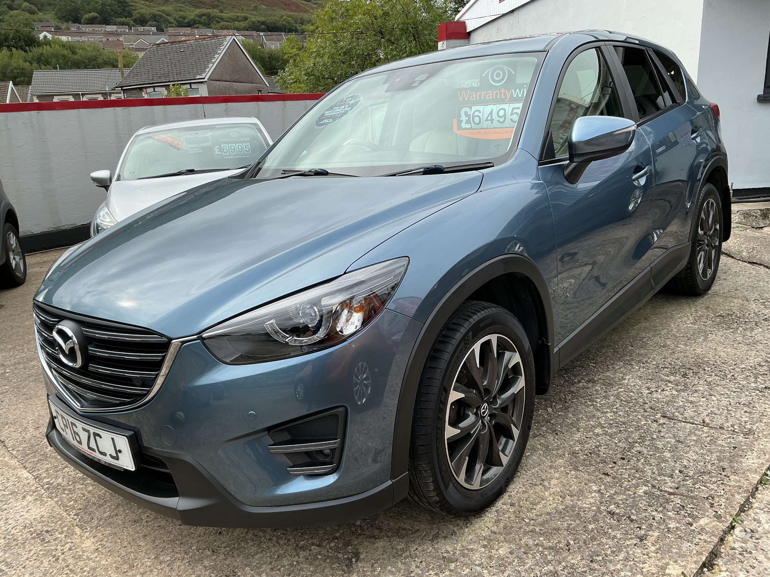 A 2016 MAZDA CX-5 2.2 SKYACTIV-D Sport Nav SUV 5dr Diesel Manual 4WD Euro 6 (s/s) (175 ps) A 2016 MAZDA CX-5 2.2 SKYACTIV-D Sport Nav SUV 5dr Diesel Manual 4WD Euro 6 (s/s) (175 ps)