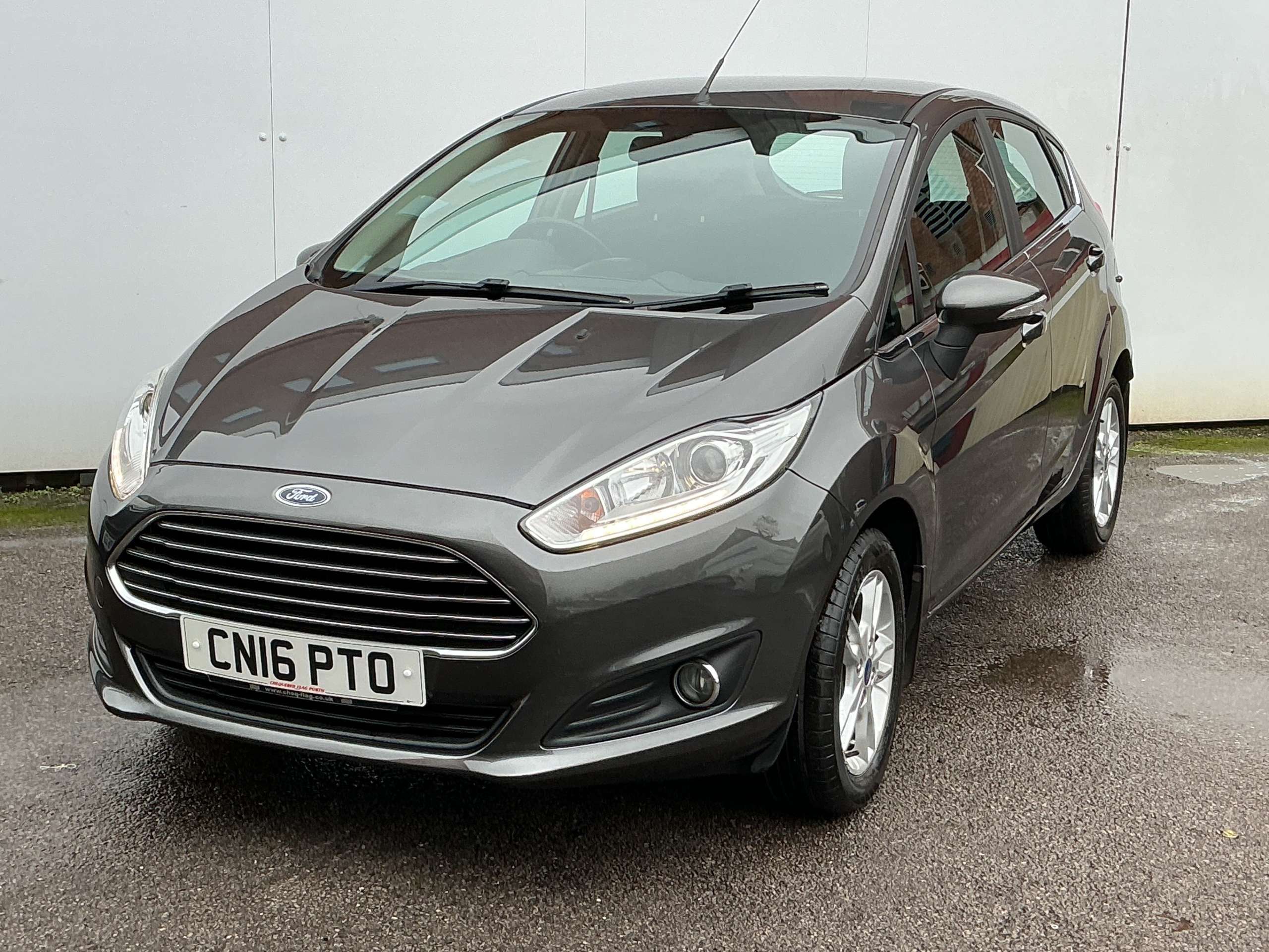 A 2016 FORD FIESTA 1.6 Zetec Hatchback 5dr Petrol Powershift Euro 6 (105 ps) A 2016 FORD FIESTA 1.6 Zetec Hatchback 5dr Petrol Powershift Euro 6 (105 ps)