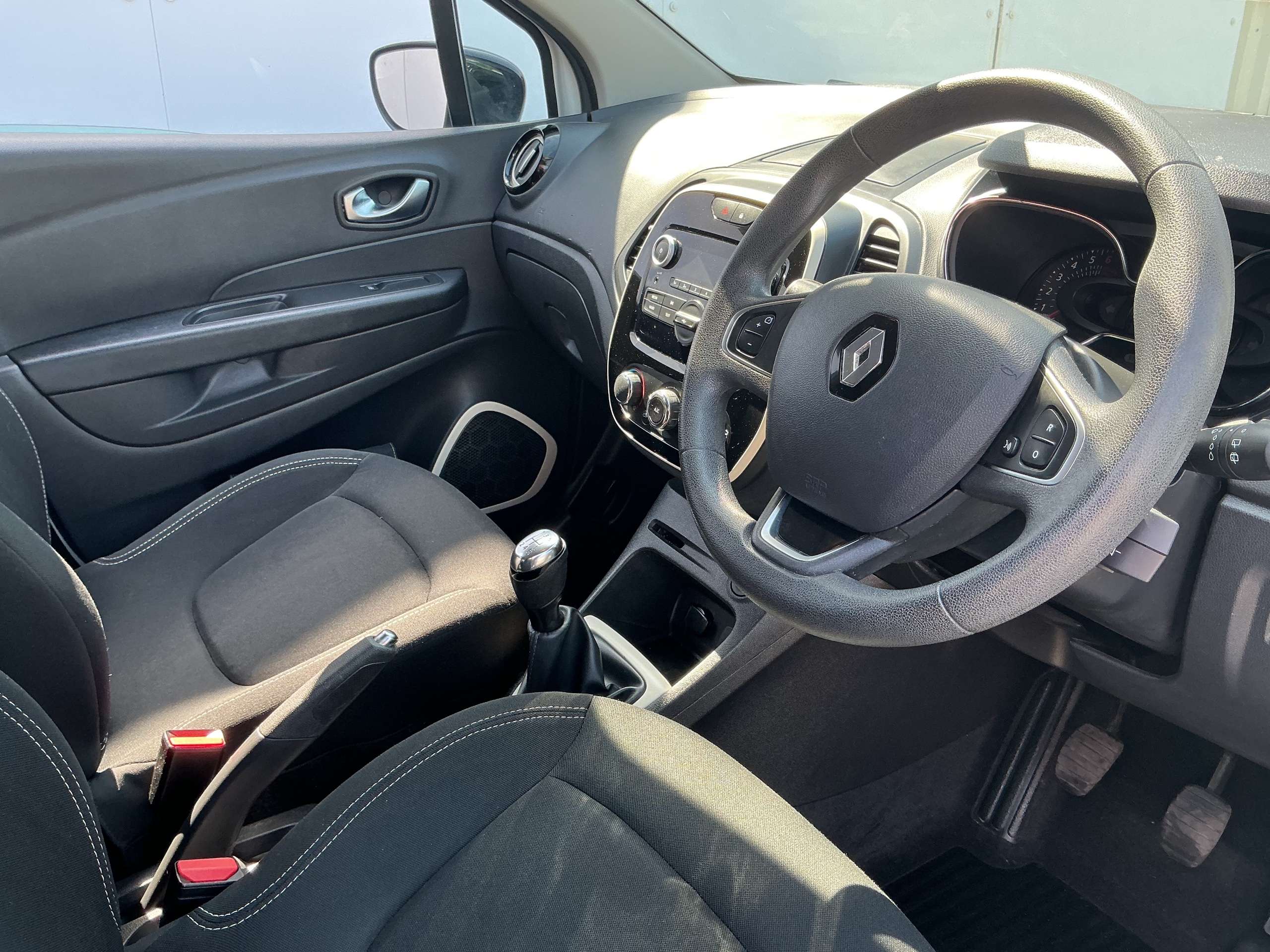 2019 RENAULT CAPTUR 2019 RENAULT CAPTUR
