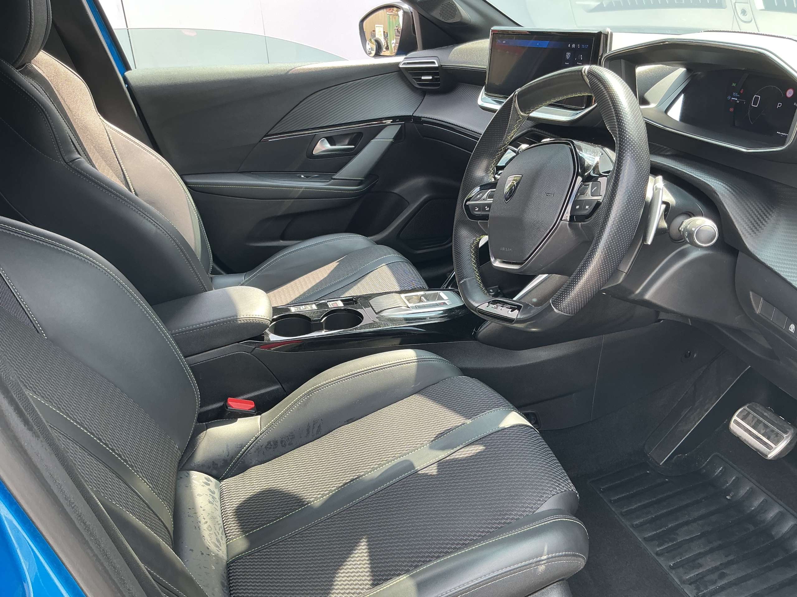 2024 PEUGEOT 208 2024 PEUGEOT 208