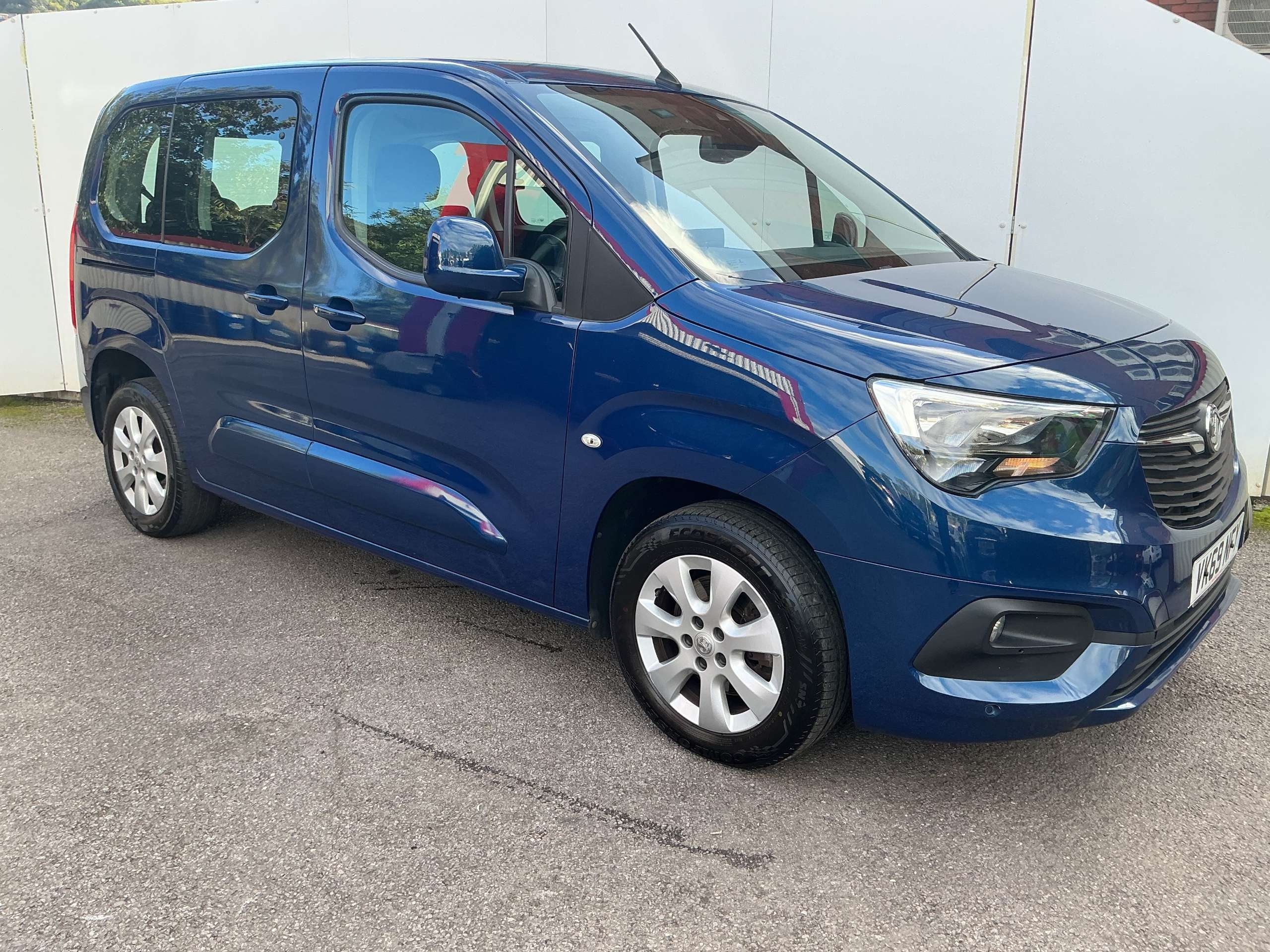 A 2019 VAUXHALL COMBO LIFE 1.2 Turbo GPF Energy MPV 5dr Petrol Manual Euro 6 (s/s) (7 Seat) (110 ps) A 2019 VAUXHALL COMBO LIFE 1.2 Turbo GPF Energy MPV 5dr Petrol Manual Euro 6 (s/s) (7 Seat) (110 ps)
