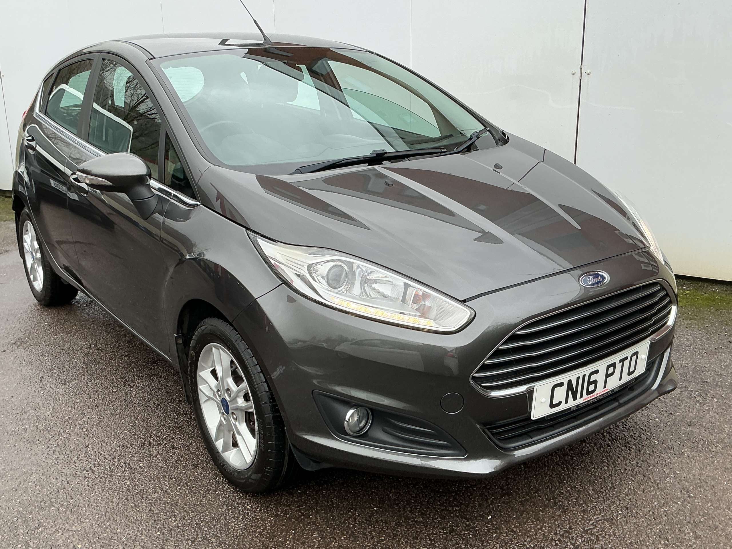 A 2016 FORD FIESTA 1.6 Zetec Hatchback 5dr Petrol Powershift Euro 6 (105 ps) A 2016 FORD FIESTA 1.6 Zetec Hatchback 5dr Petrol Powershift Euro 6 (105 ps)