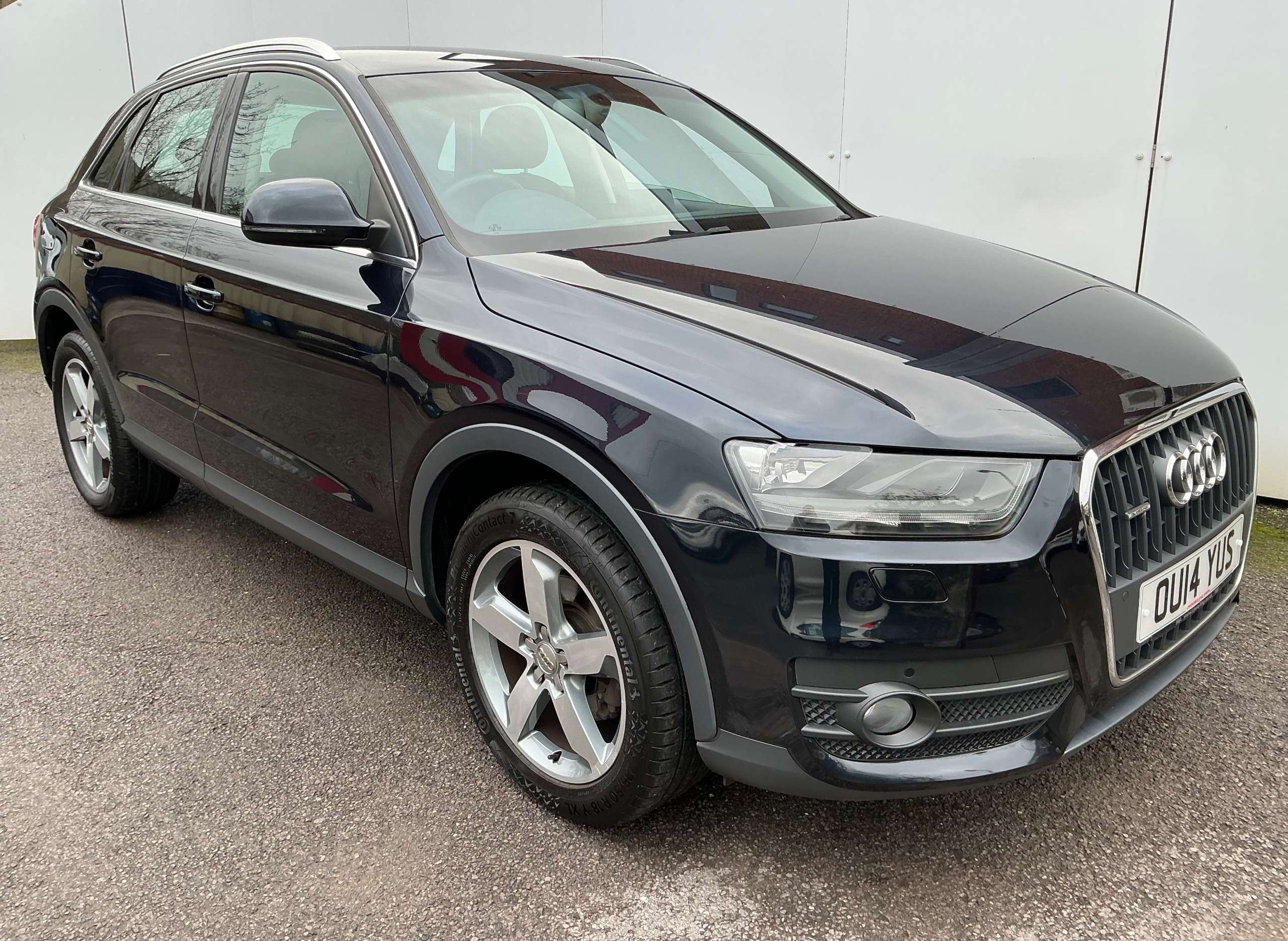 A 2014 AUDI Q3 2.0 TFSI SE SUV 5dr Petrol S Tronic quattro Euro 5 (s/s) (170 ps) A 2014 AUDI Q3 2.0 TFSI SE SUV 5dr Petrol S Tronic quattro Euro 5 (s/s) (170 ps)