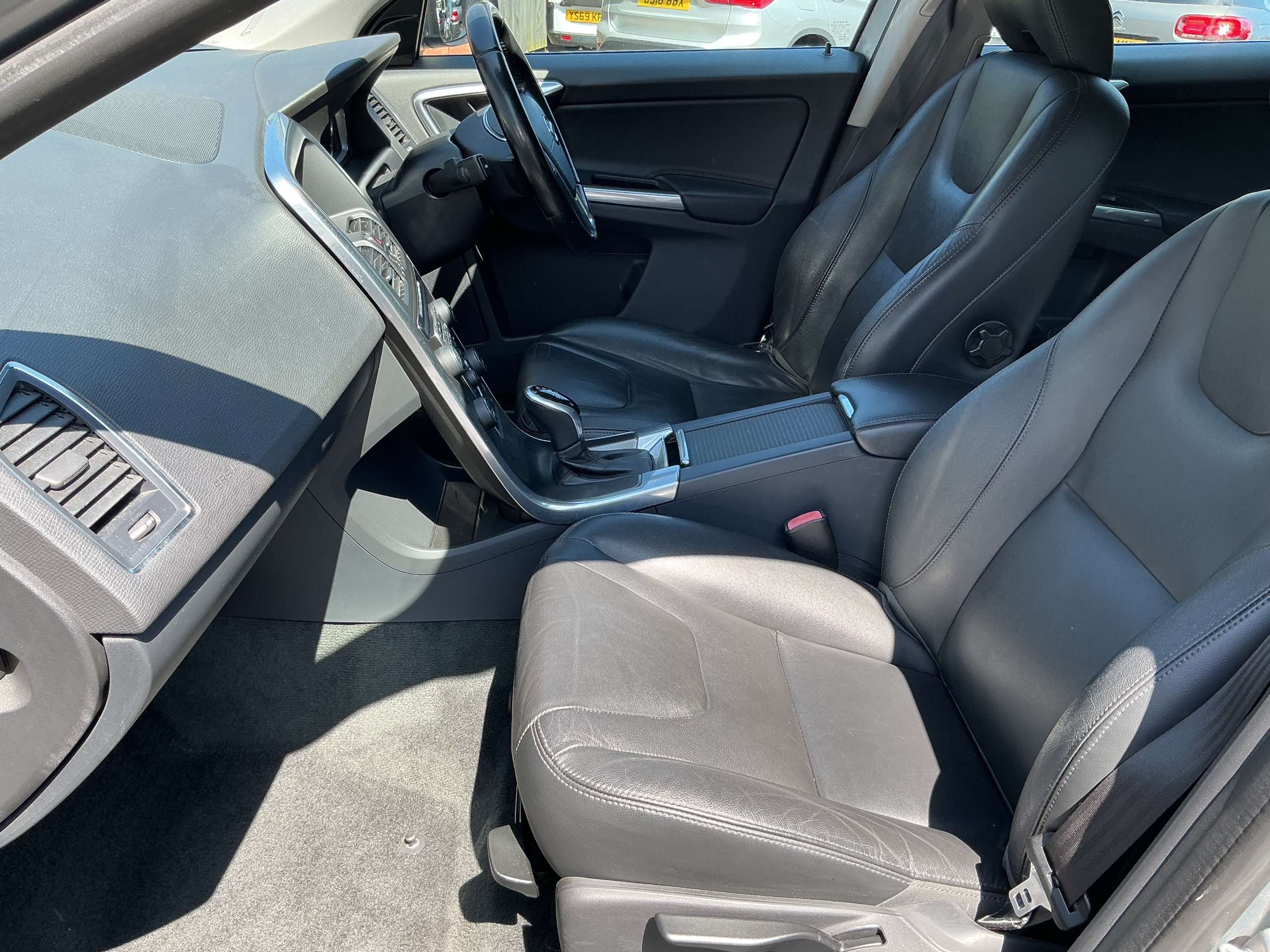 2014 VOLVO XC60 2014 VOLVO XC60