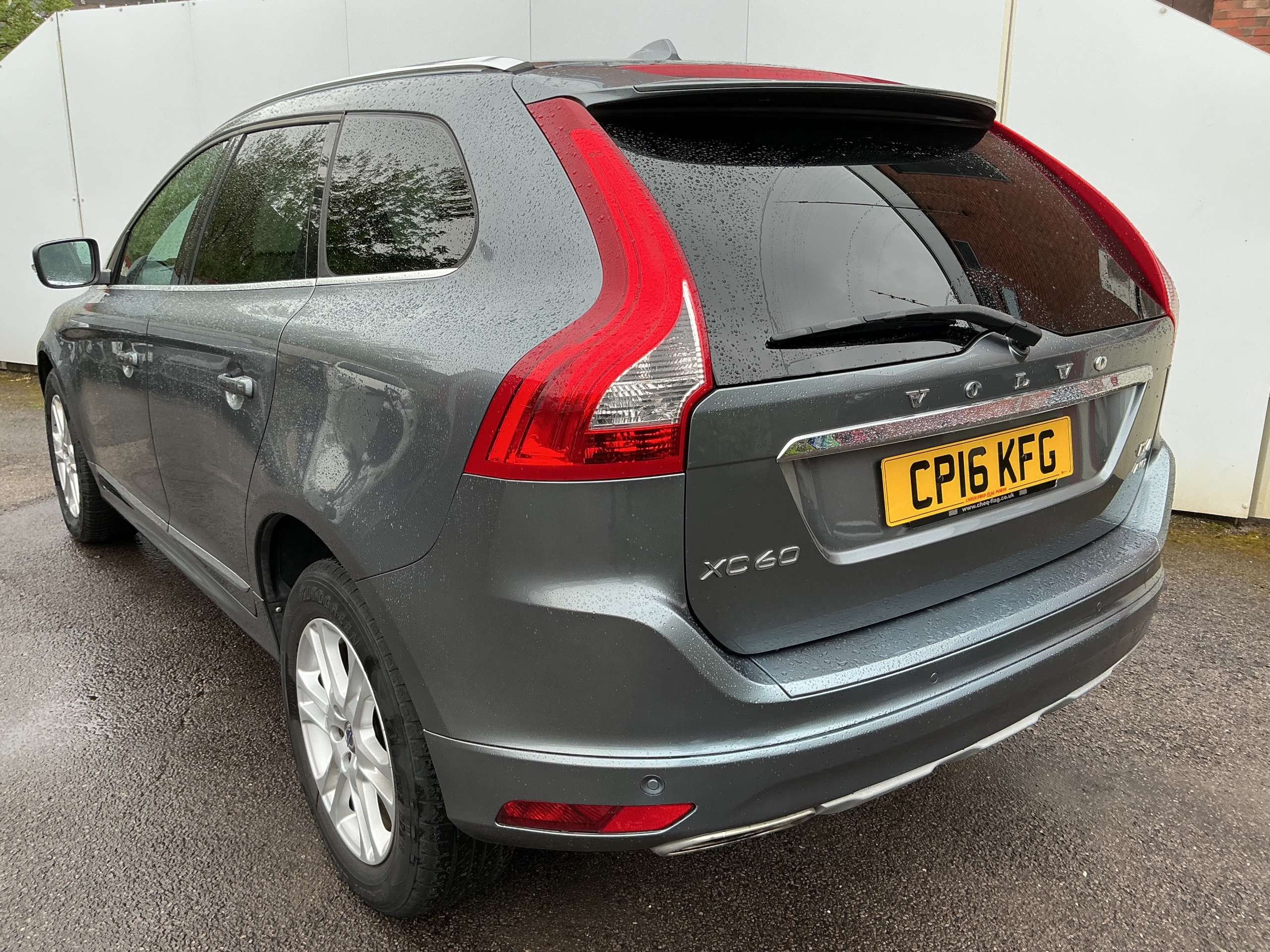 2016 VOLVO XC60 2016 VOLVO XC60