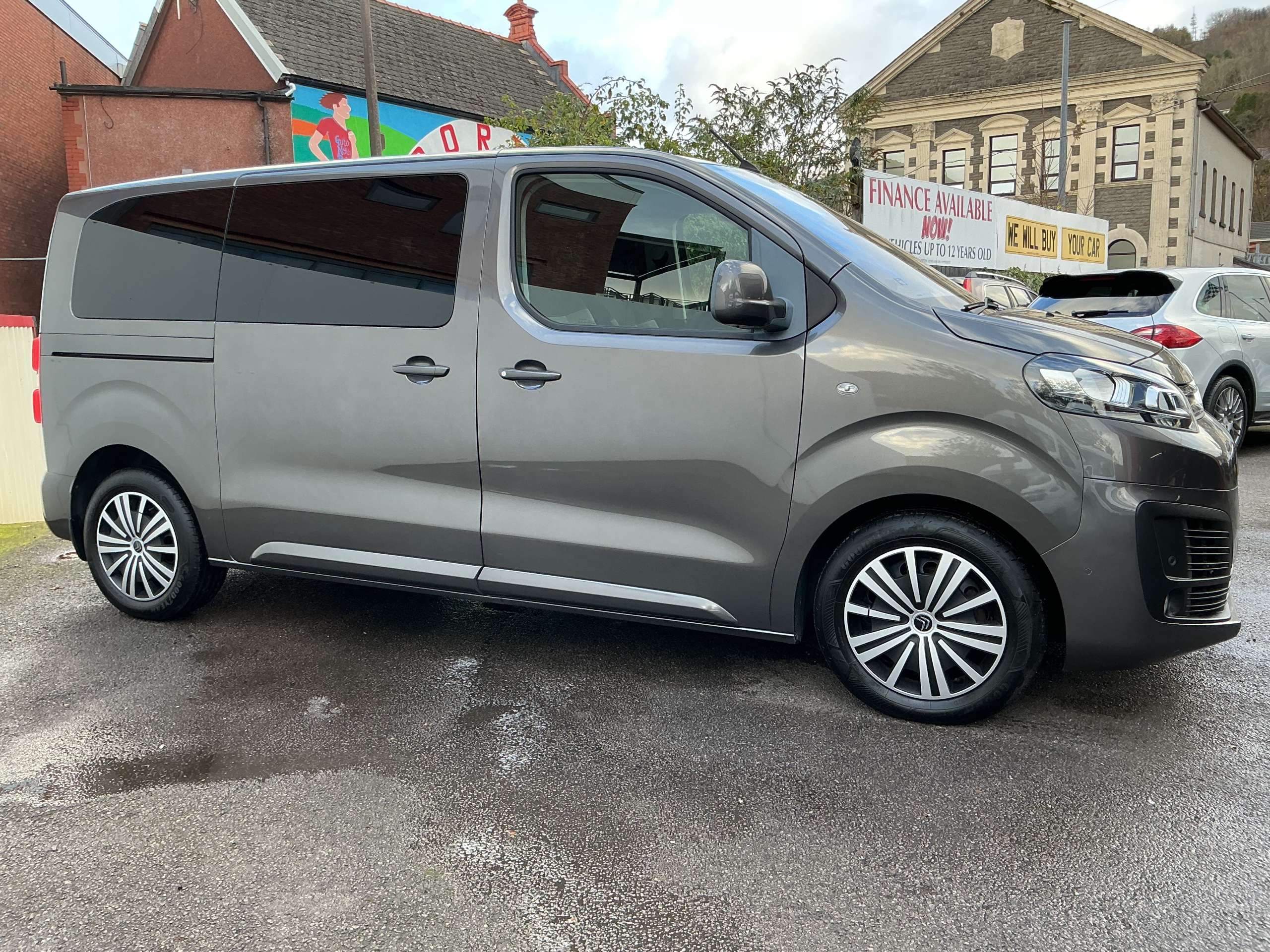 A 2019 CITROEN SPACETOURER Blue HDI Feel A 2019 CITROEN SPACETOURER Blue HDI Feel