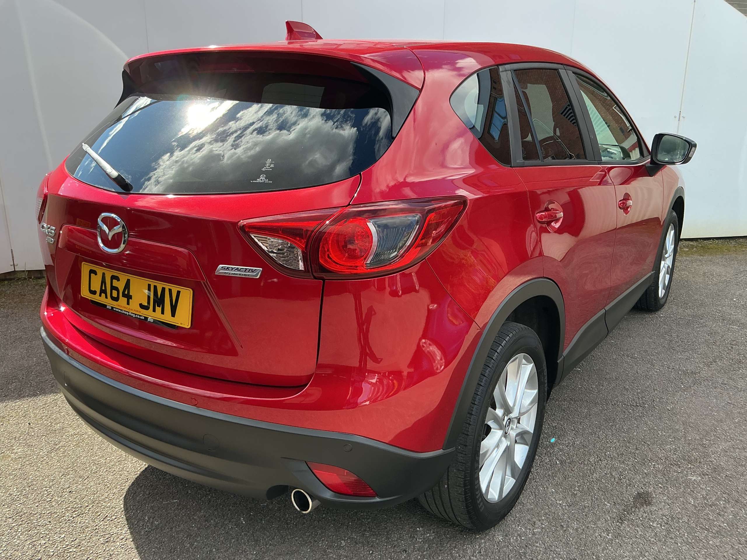A 2015 MAZDA CX-5 2.2 SKYACTIV-D Sport Nav SUV 5dr Diesel Manual 4WD Euro 6 (s/s) (175 ps) A 2015 MAZDA CX-5 2.2 SKYACTIV-D Sport Nav SUV 5dr Diesel Manual 4WD Euro 6 (s/s) (175 ps)