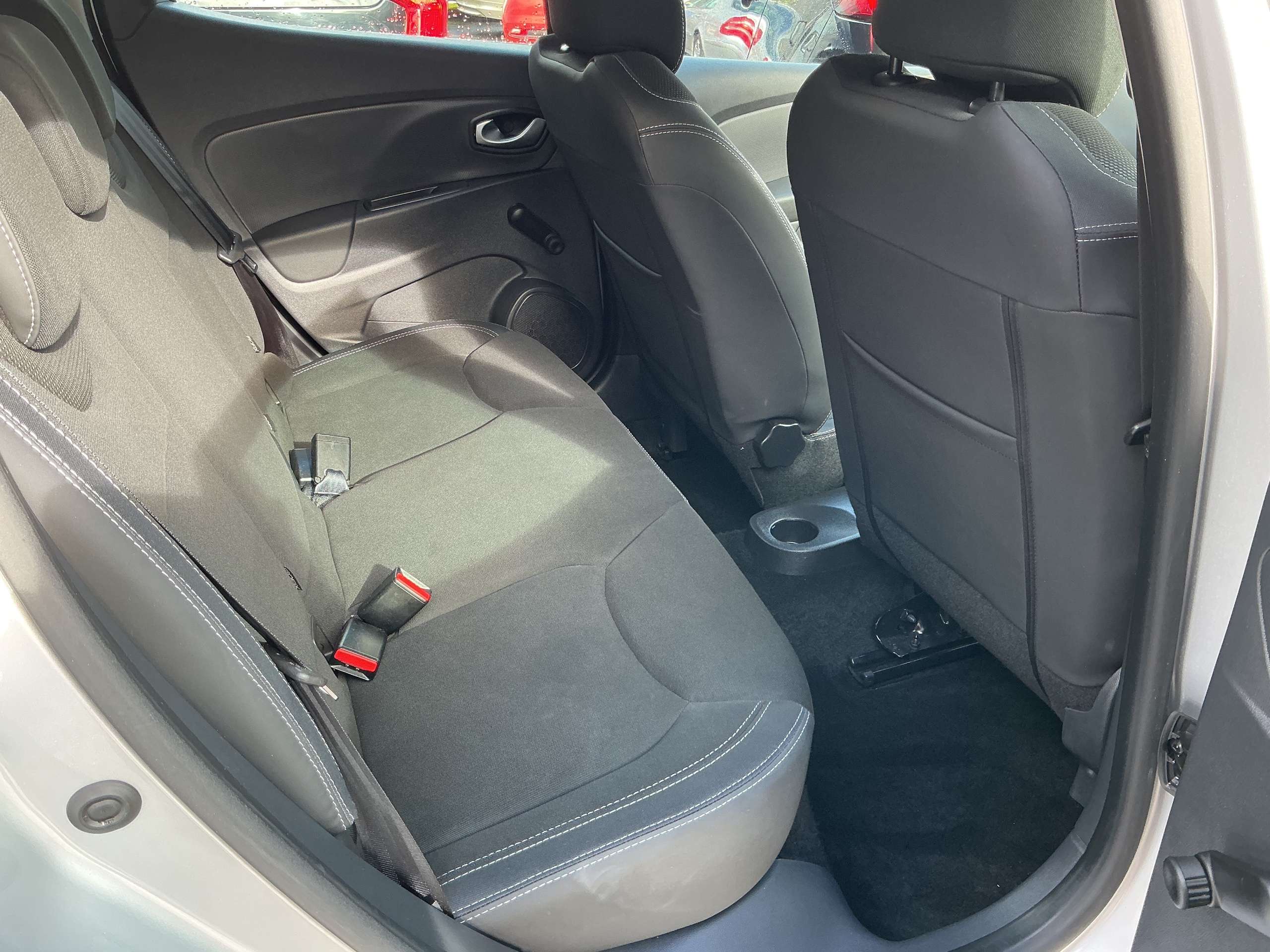 2019 RENAULT CLIO 2019 RENAULT CLIO