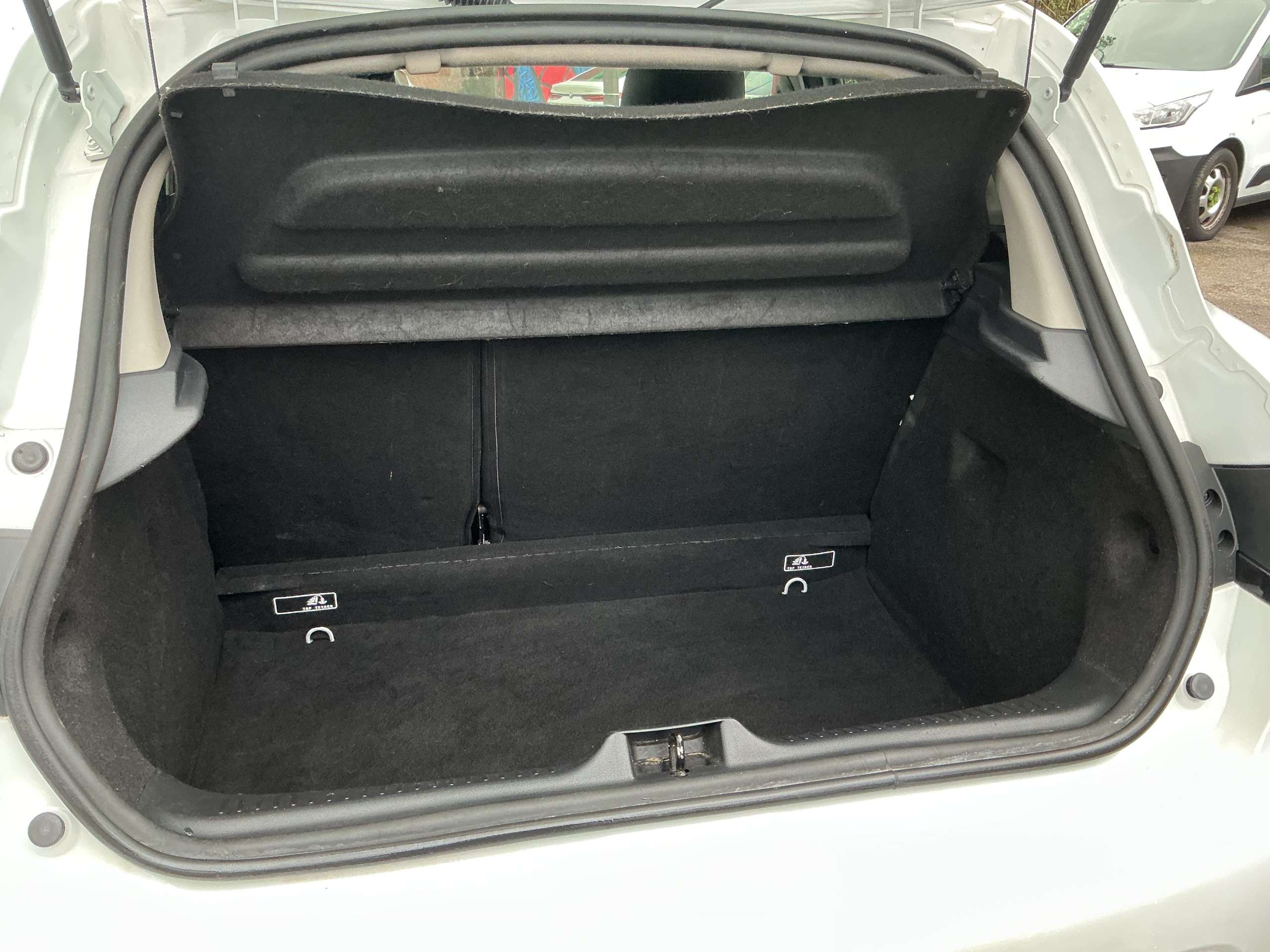 2016 RENAULT CLIO 2016 RENAULT CLIO