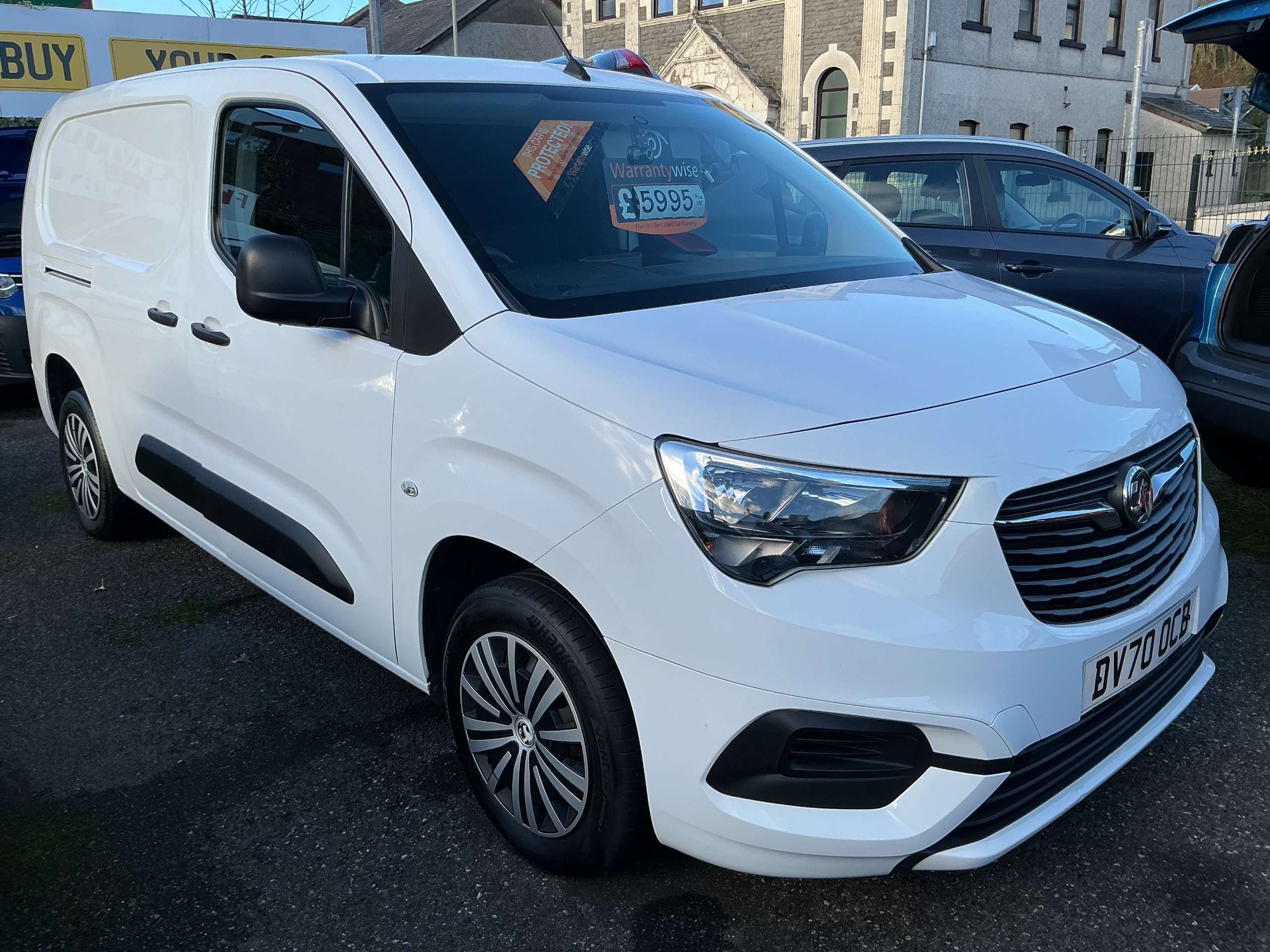 A null VAUXHALL COMBO 1.5 Turbo D 2300 Sportive Panel Van 4dr Diesel Manual L2 H1 Euro 6 (s/s) (100 ps) A null VAUXHALL COMBO 1.5 Turbo D 2300 Sportive Panel Van 4dr Diesel Manual L2 H1 Euro 6 (s/s) (100 ps)