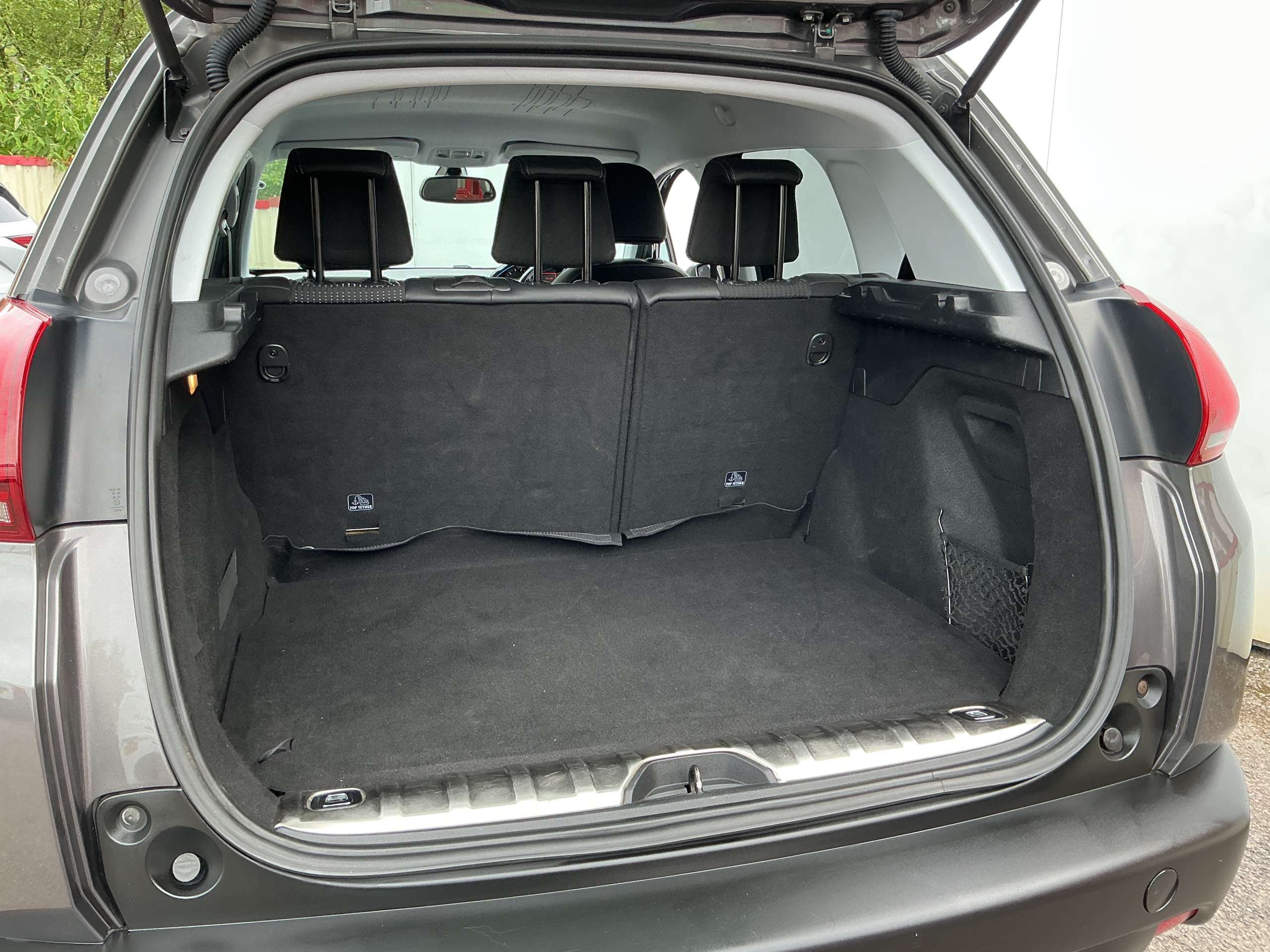 2018 PEUGEOT 2008 2018 PEUGEOT 2008