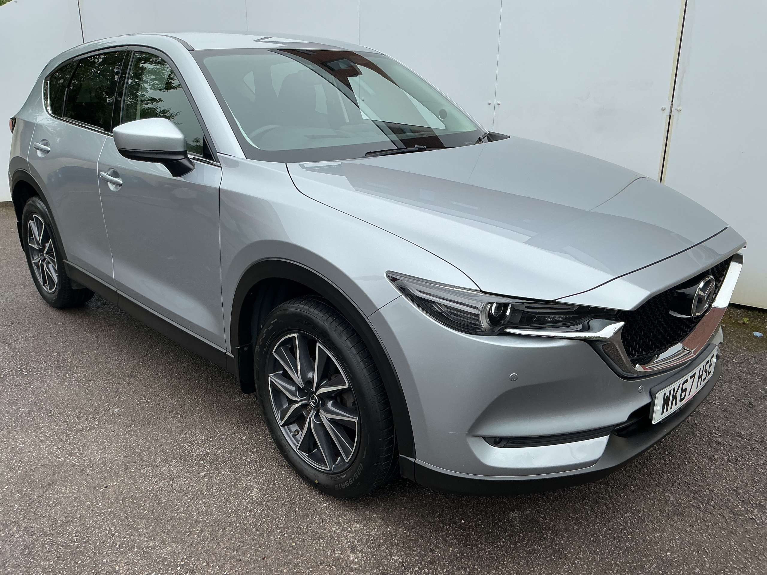 A 2017 MAZDA CX-5 2.2 SKYACTIV-D Sport Nav SUV 5dr Diesel Manual Euro 6 (s/s) (150 ps) A 2017 MAZDA CX-5 2.2 SKYACTIV-D Sport Nav SUV 5dr Diesel Manual Euro 6 (s/s) (150 ps)