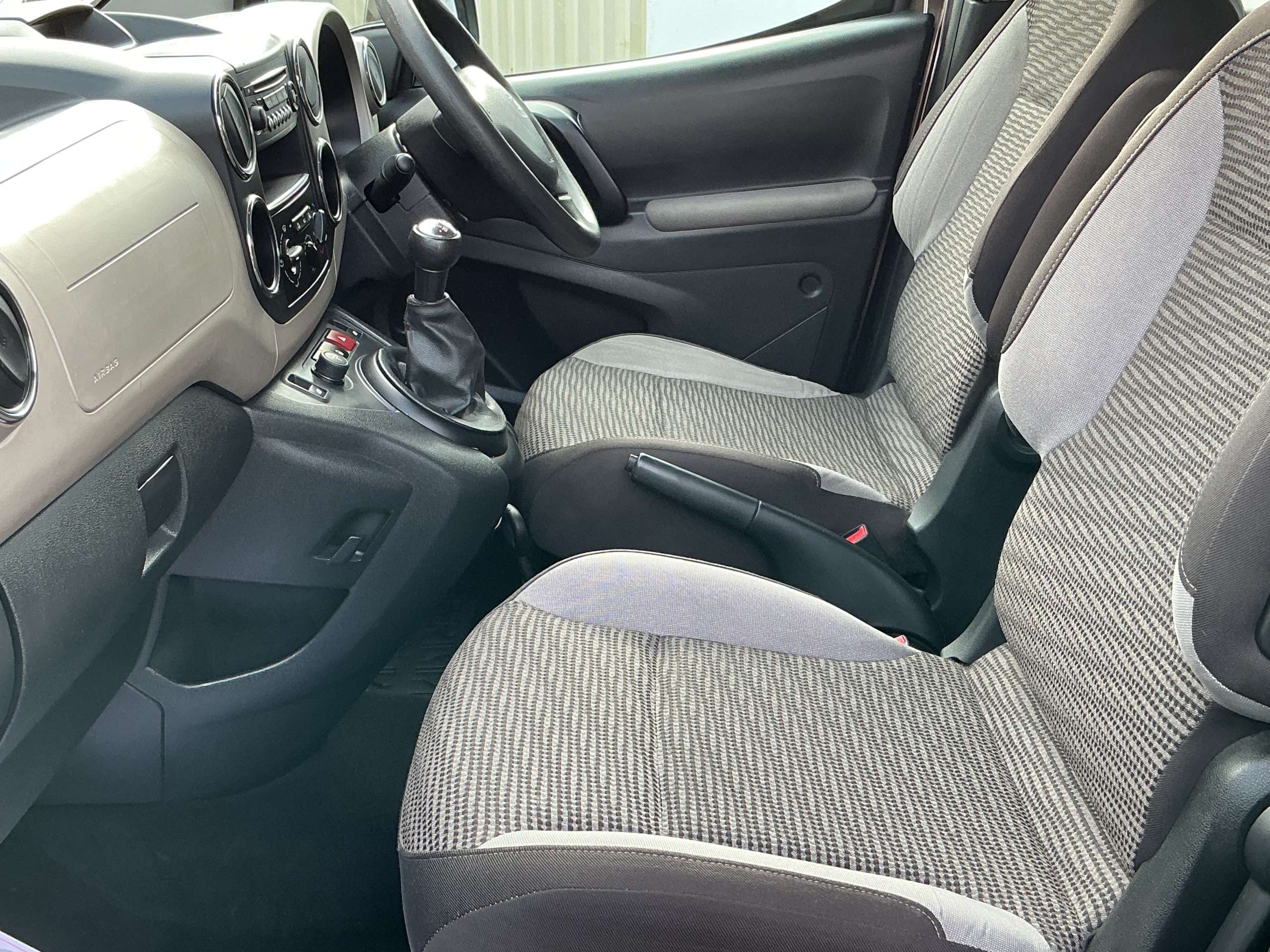 2013 PEUGEOT PARTNER TEPEE 2013 PEUGEOT PARTNER TEPEE