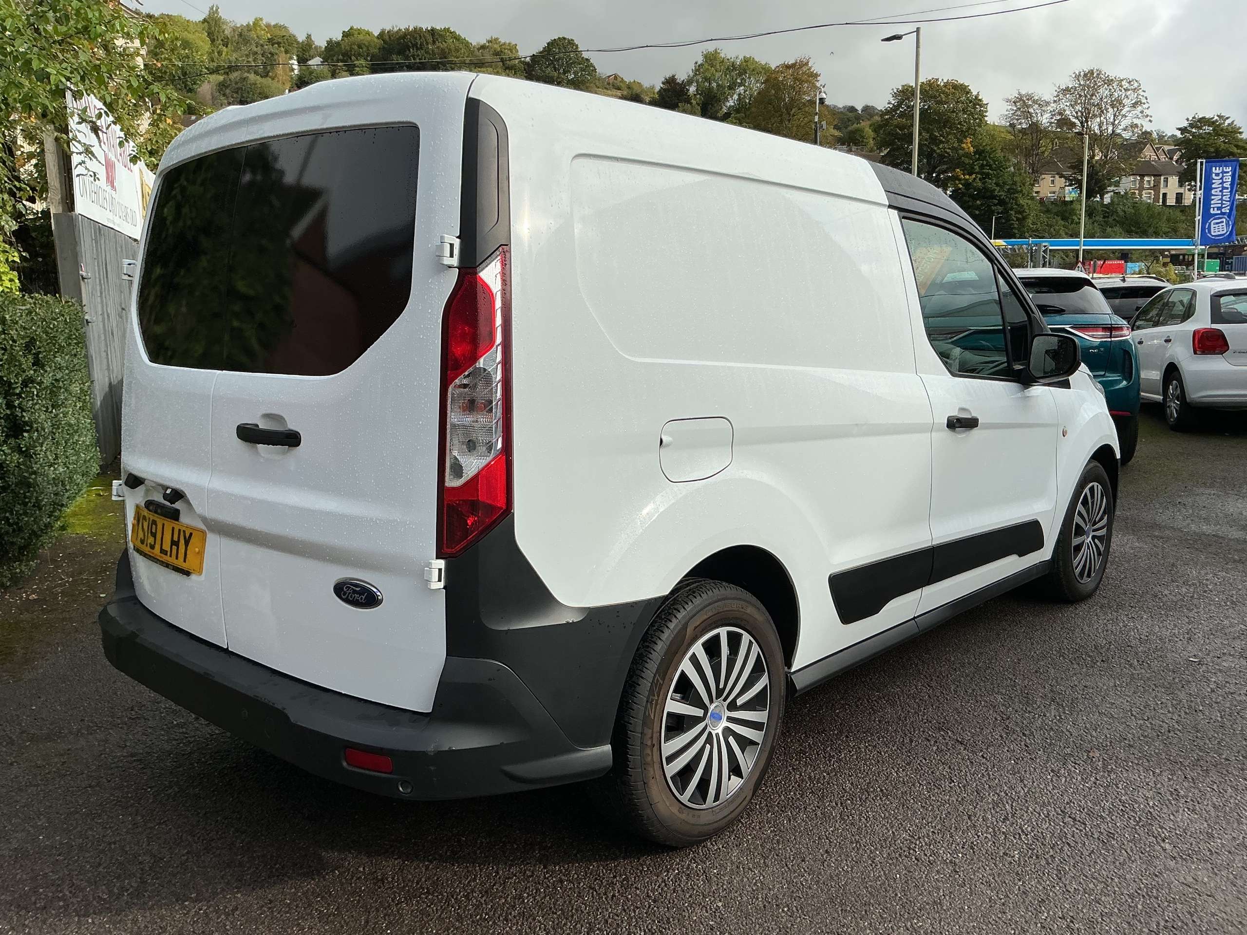 A 2019 FORD TRANSIT CONNECT 1.5 220 EcoBlue Panel Van 5dr Diesel Manual L1 Euro 6 (s/s) (100 ps) A 2019 FORD TRANSIT CONNECT 1.5 220 EcoBlue Panel Van 5dr Diesel Manual L1 Euro 6 (s/s) (100 ps)